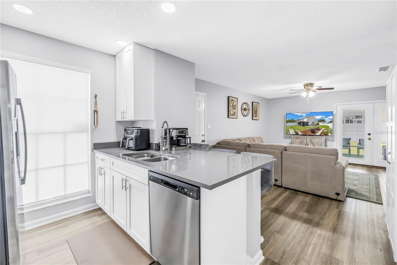 6240 OAK CLUSTER CIR