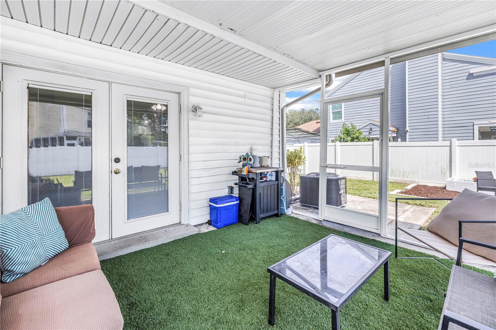 6240 OAK CLUSTER CIR