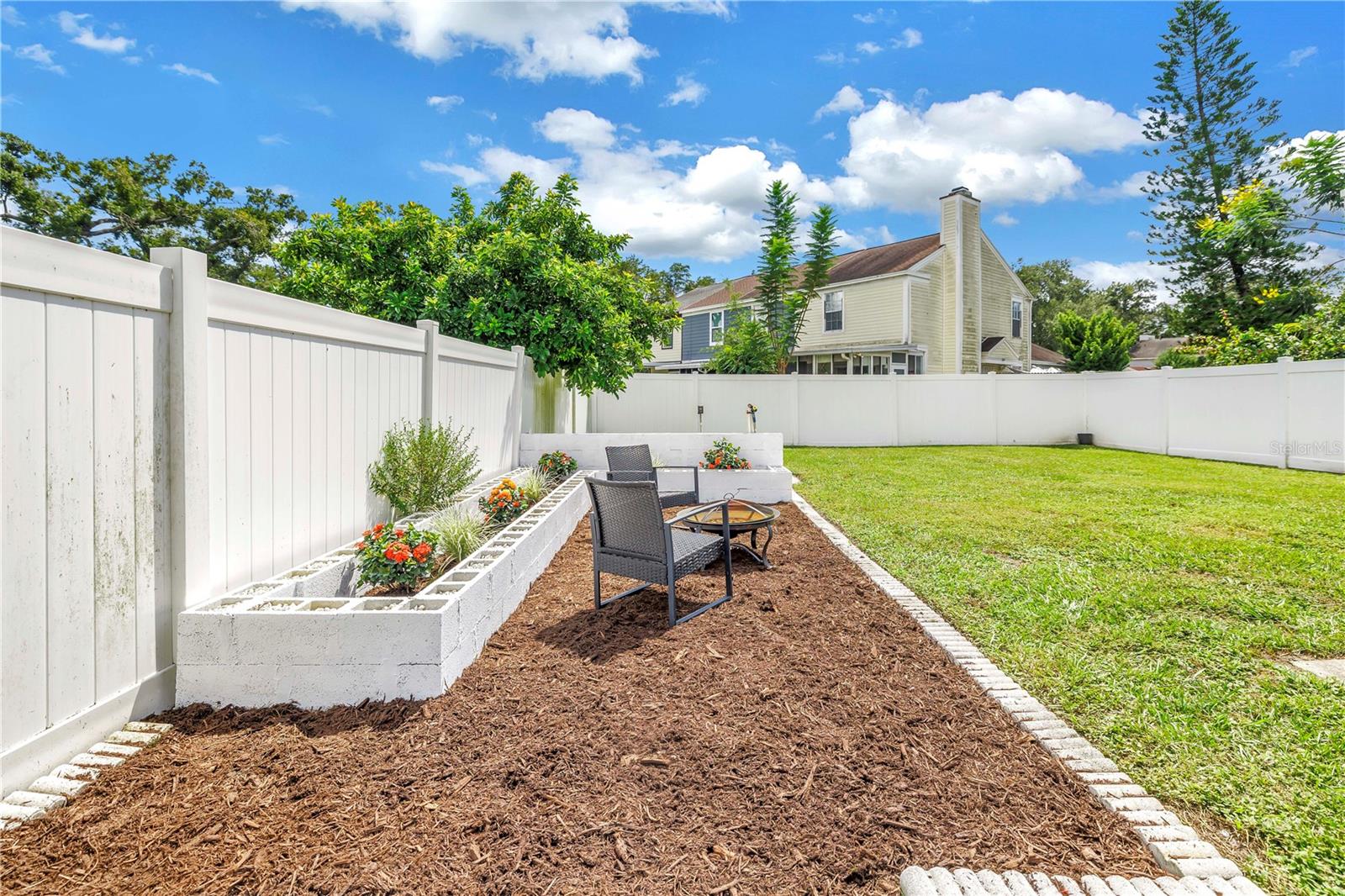 6240 OAK CLUSTER CIR