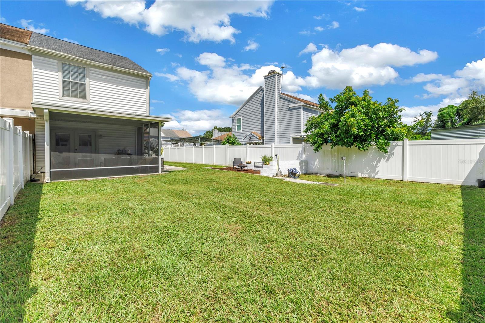 6240 OAK CLUSTER CIR