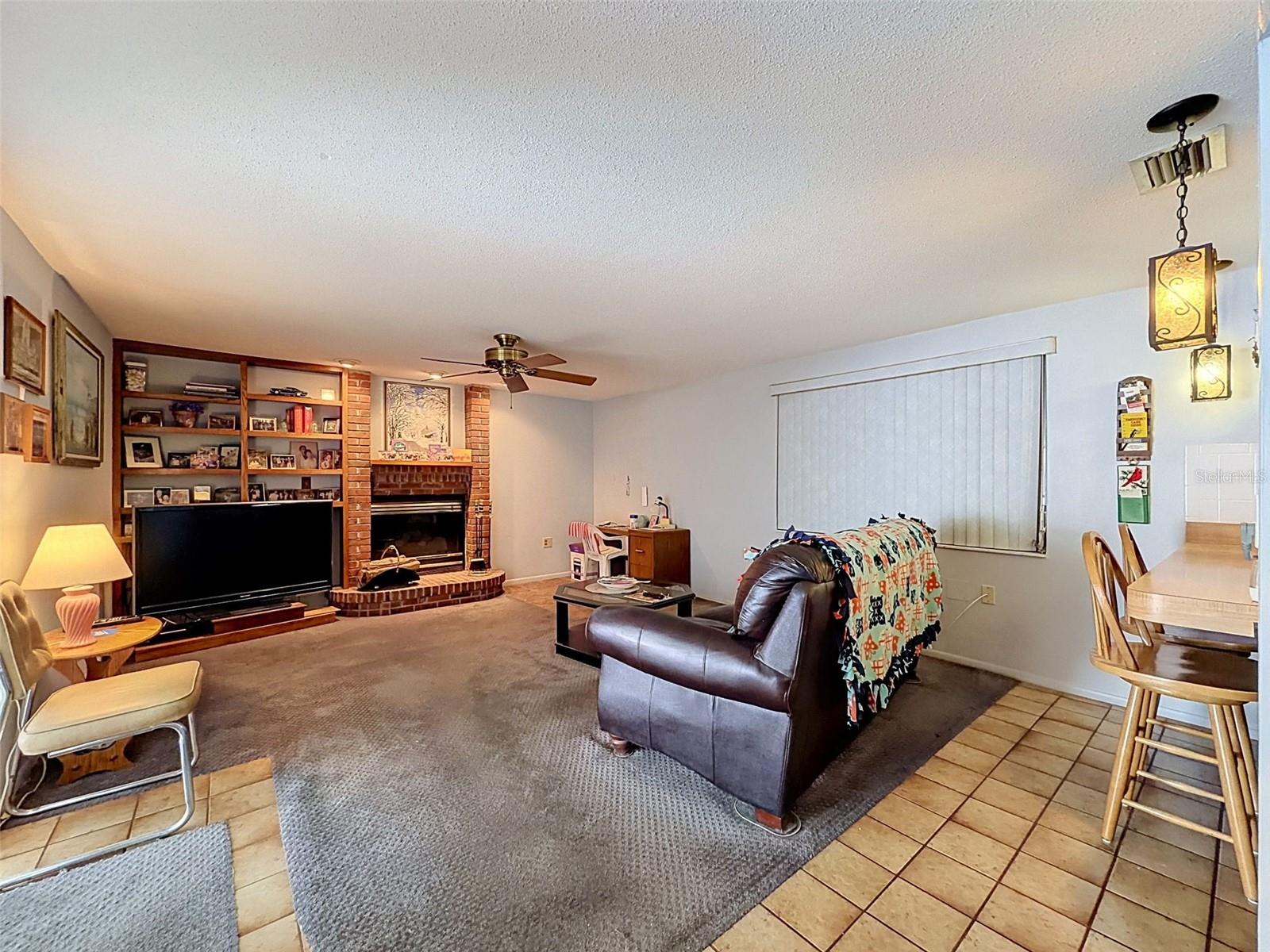 9916 LAKE CHRISE LN