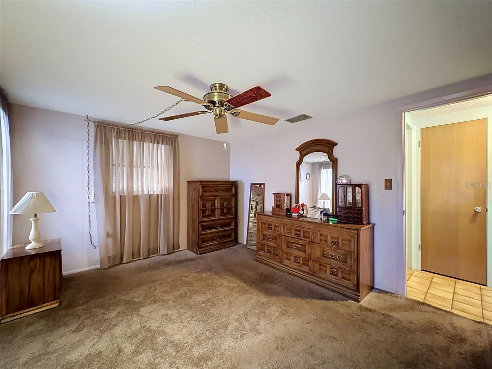9916 LAKE CHRISE LN