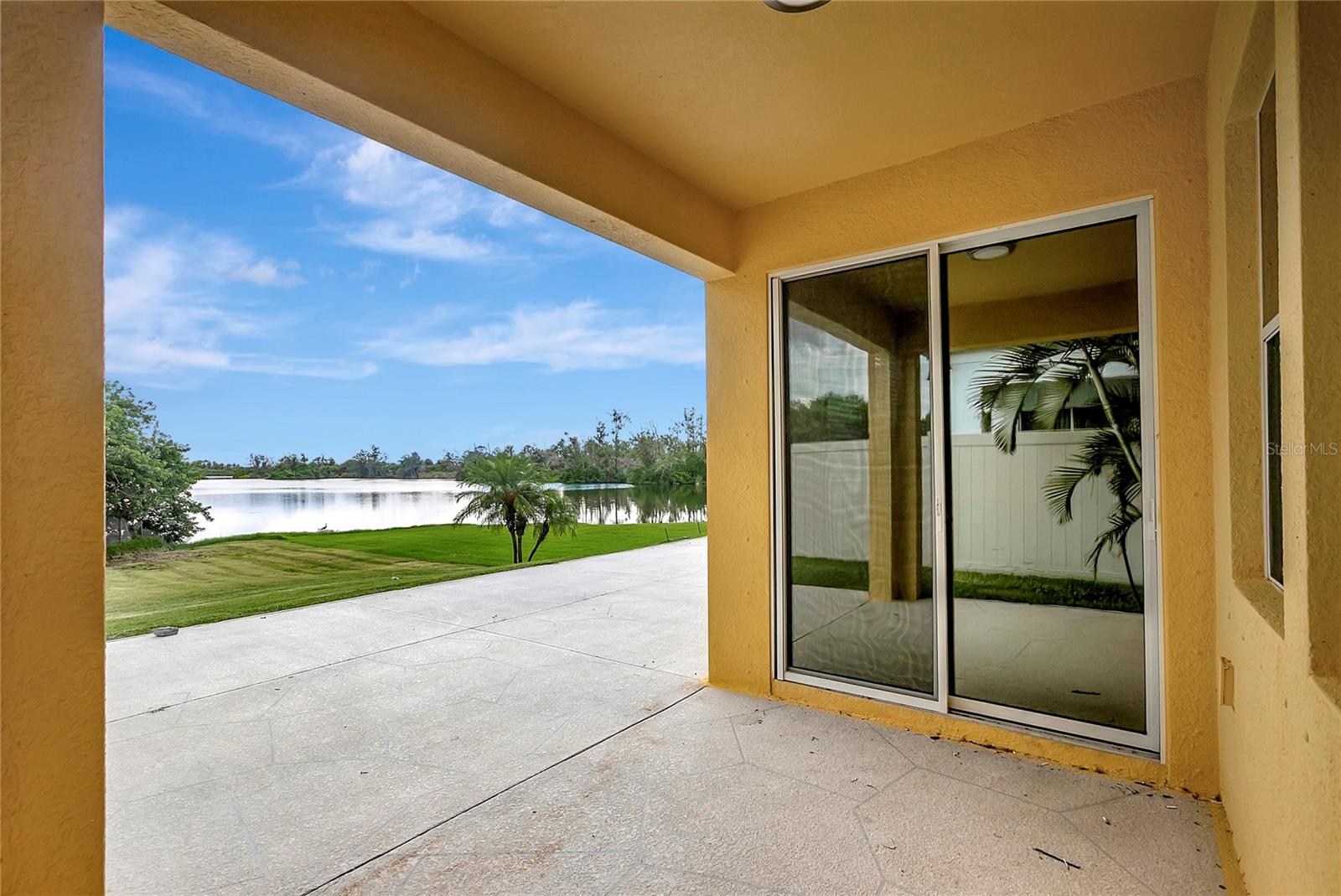 5028 INSHORE LANDING DR