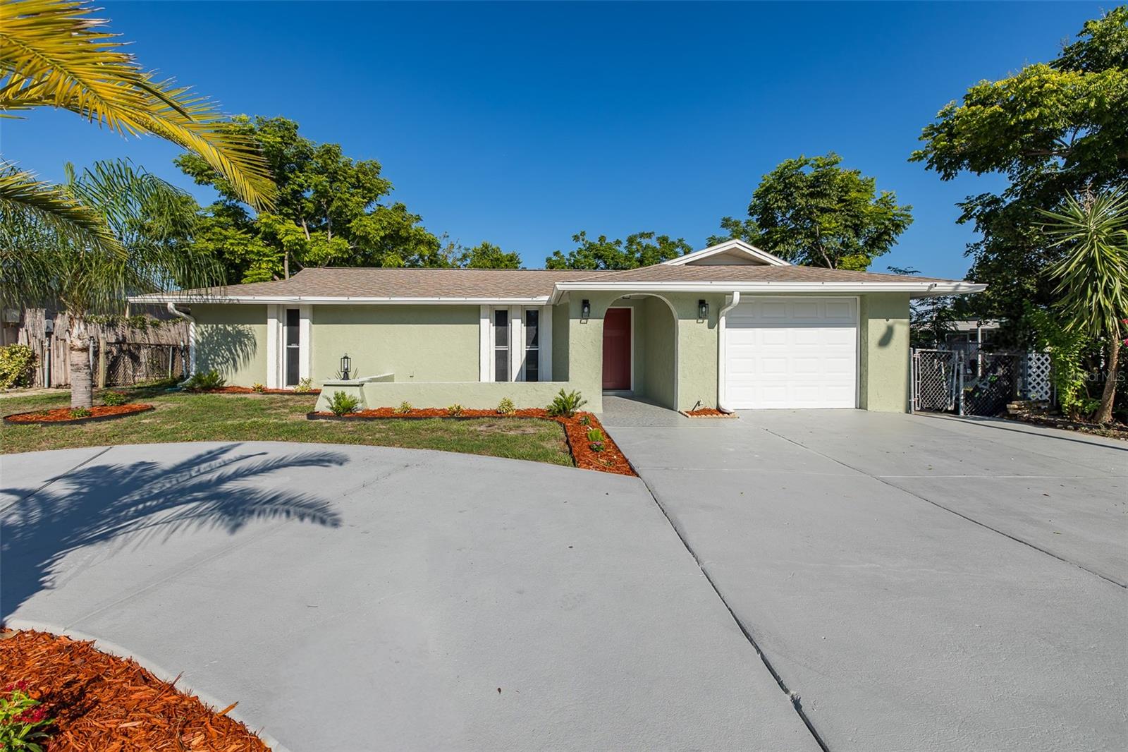 11611 NEWELL DR