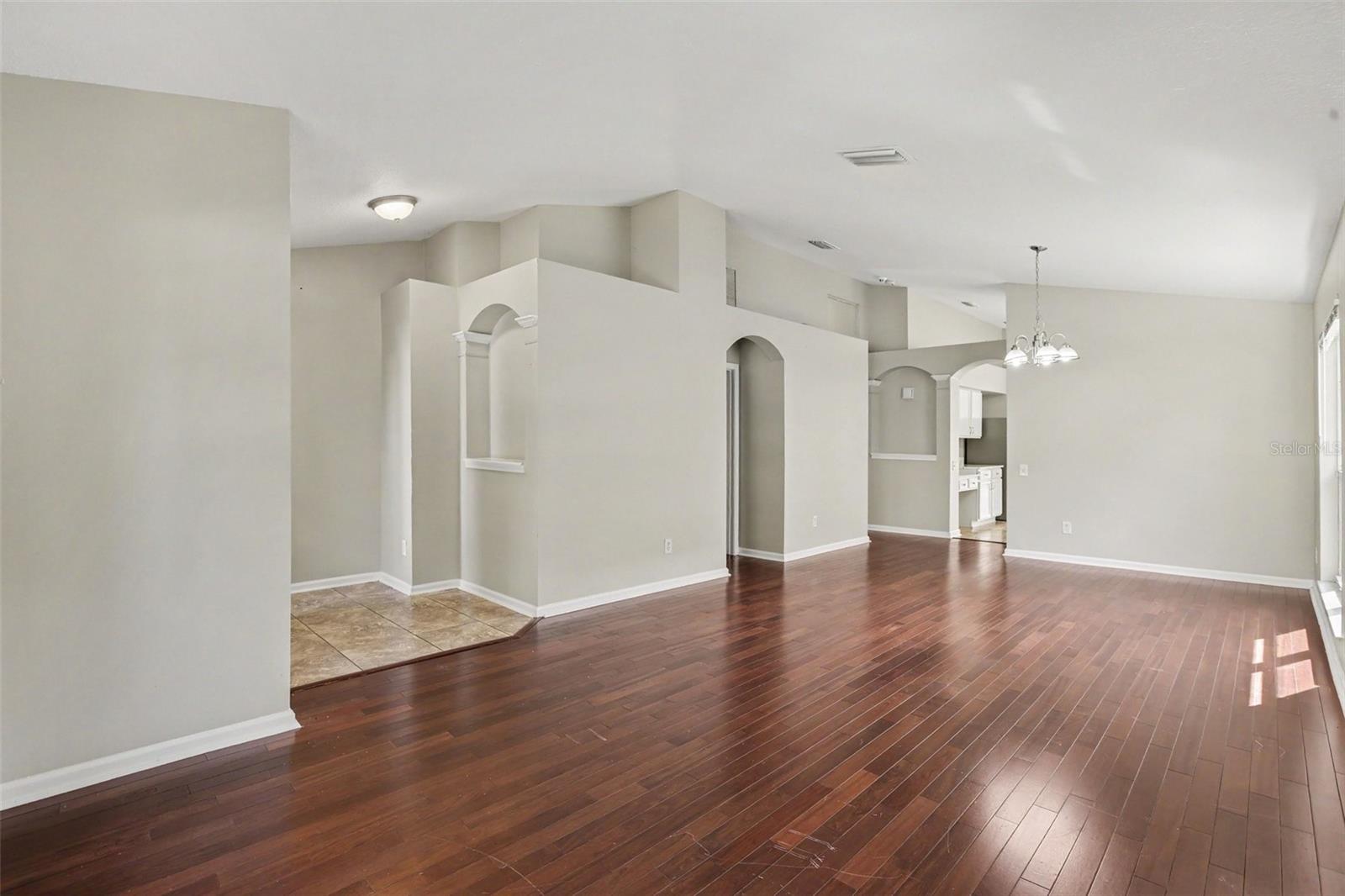 10317 HUNTERS HAVEN BLVD