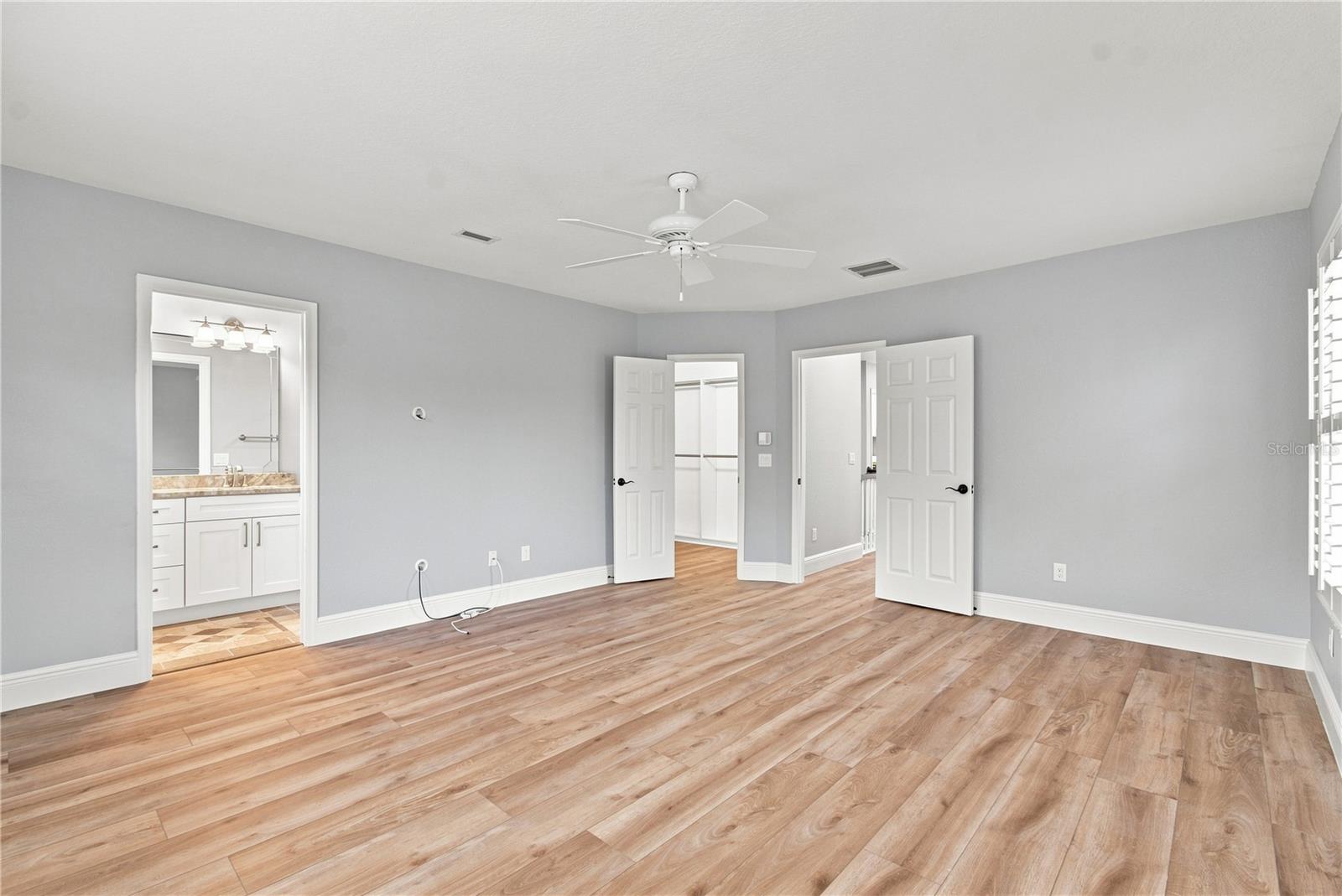 113 BOSPHOROUS AVE #1