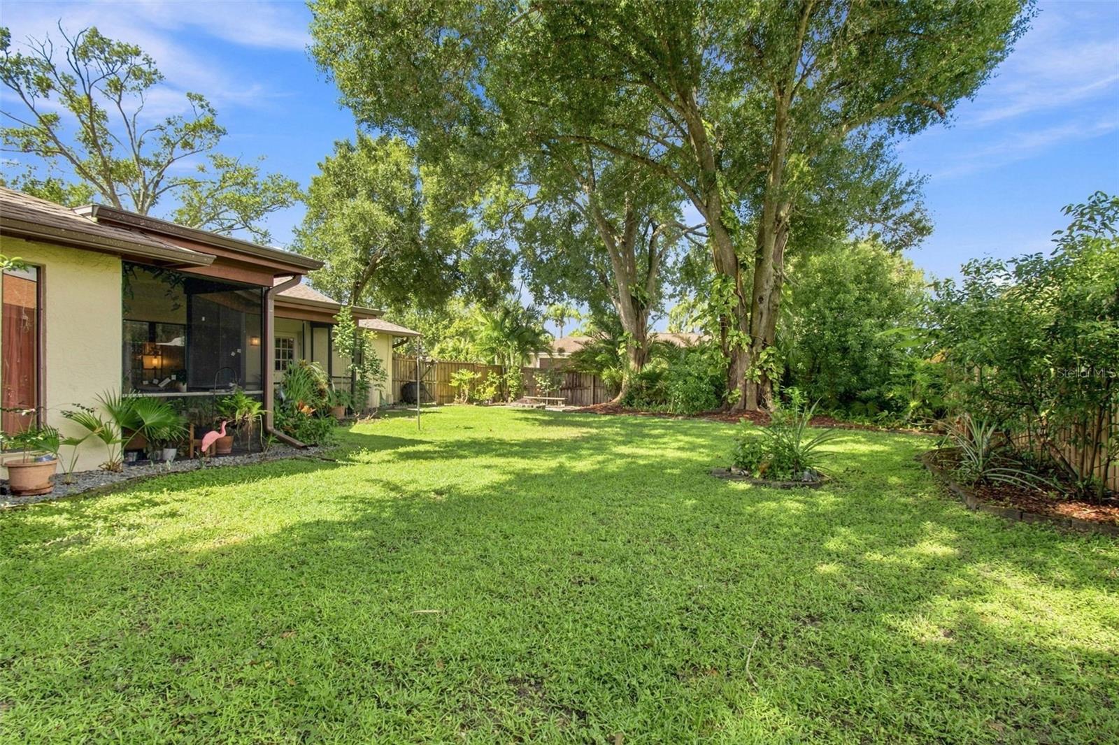 4607 CLOVERLAWN DR