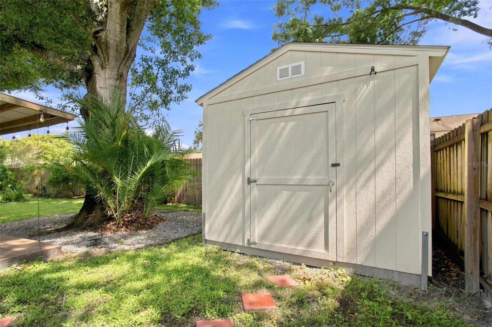 4607 CLOVERLAWN DR