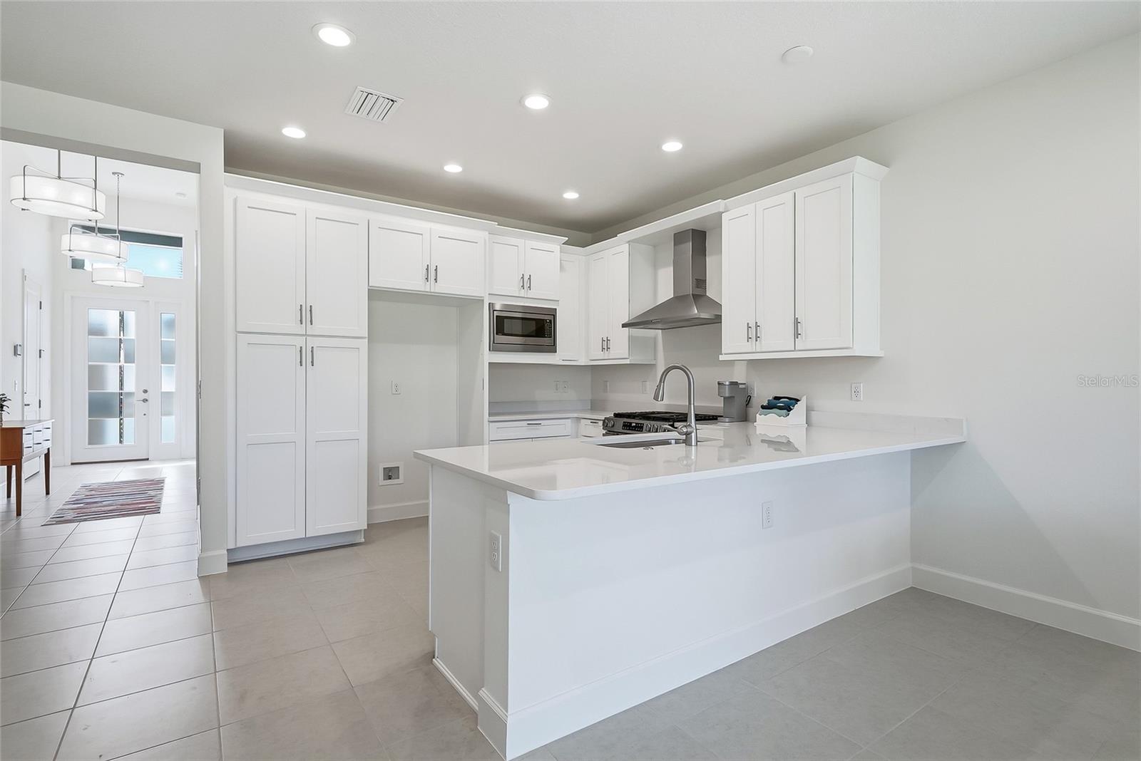 32565 VENETO PL