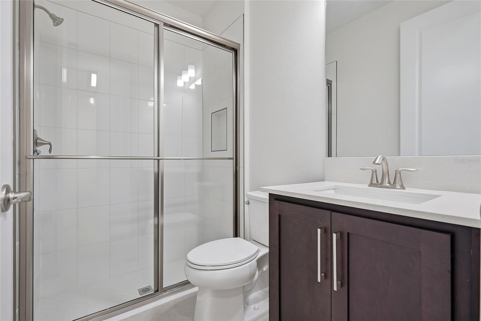 32565 VENETO PL
