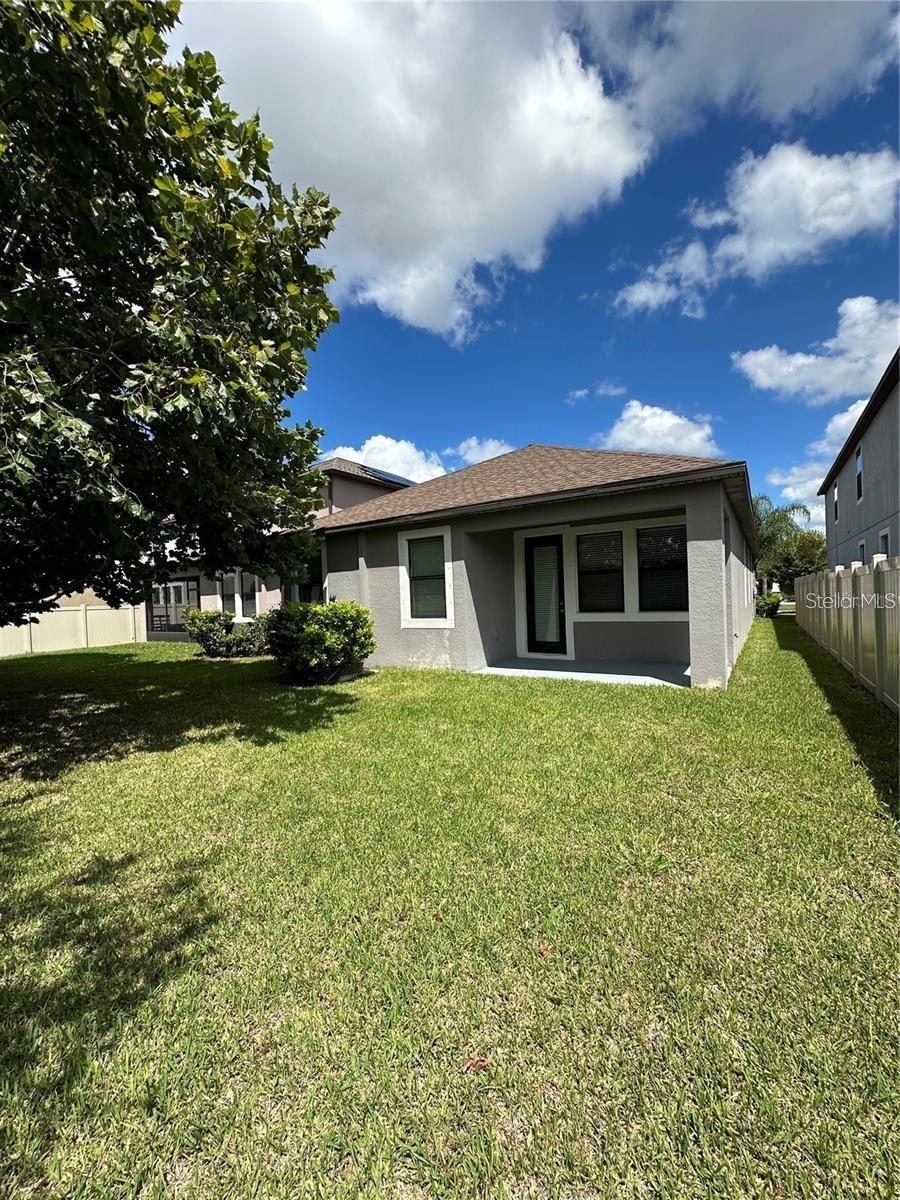 9845 IVORY DR