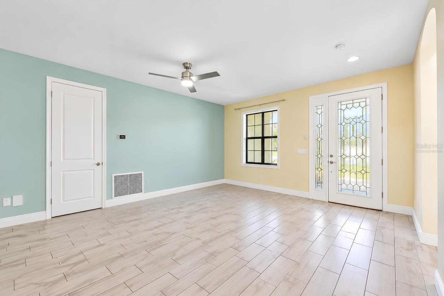 4024 SALIDA DELSOL DR