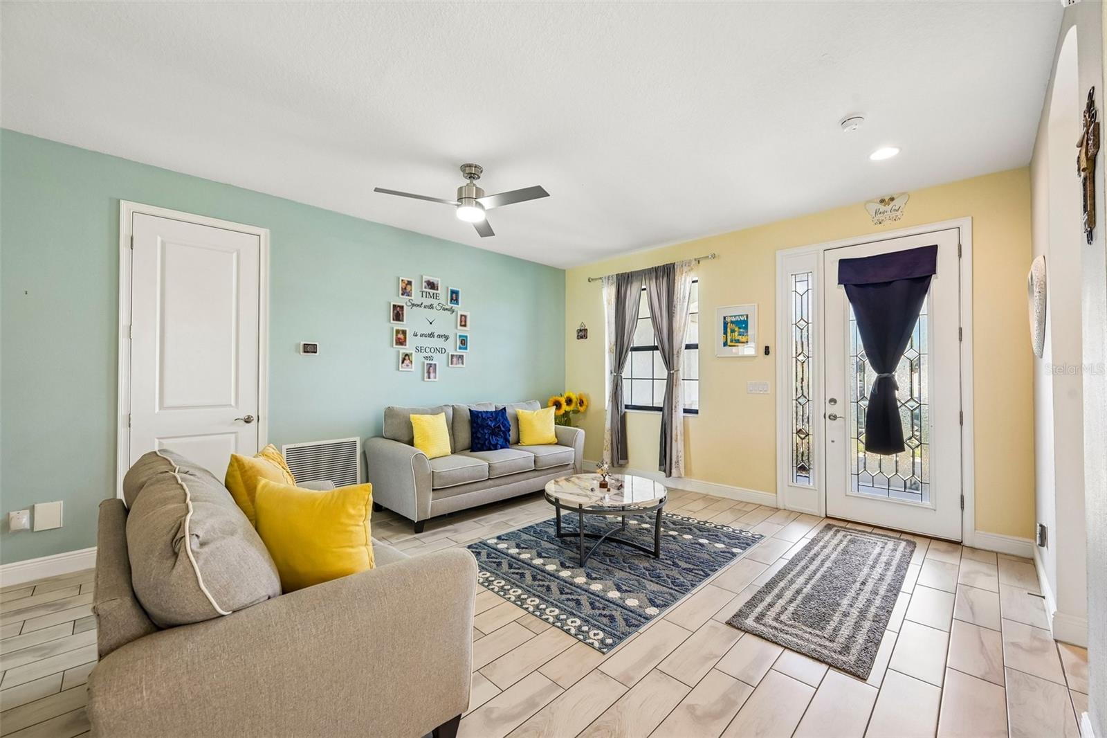 4024 SALIDA DELSOL DR