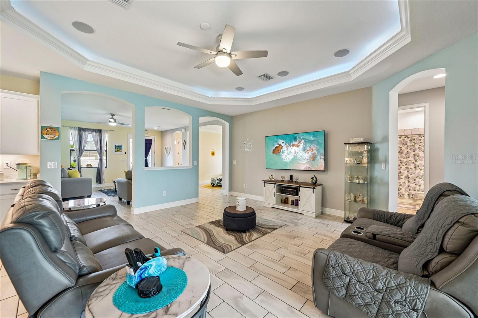 4024 SALIDA DELSOL DR
