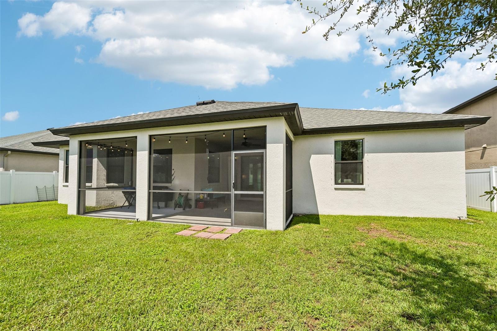 4024 SALIDA DELSOL DR
