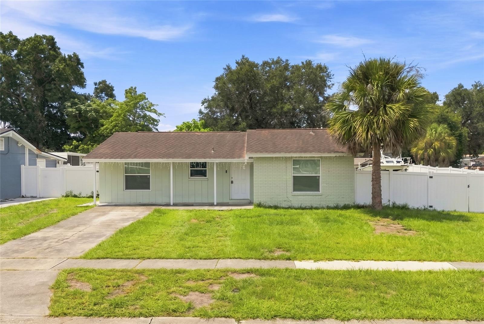 8344 Drycreek Dr, Tampa