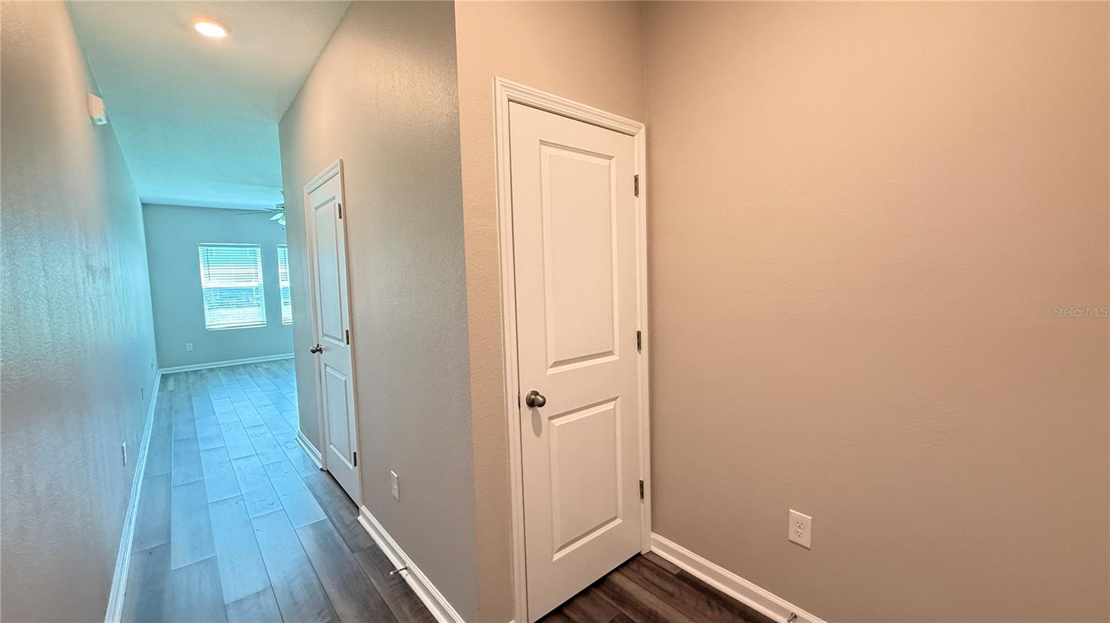 35123 WHITE WATER LILY WAY