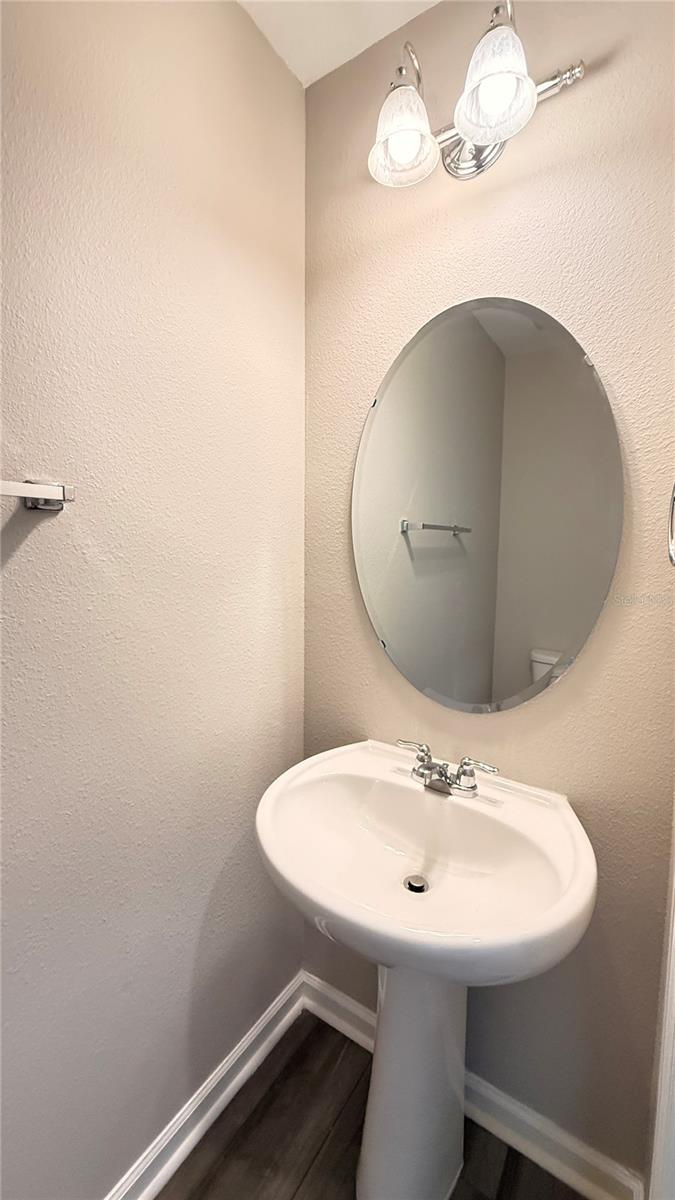 35123 WHITE WATER LILY WAY