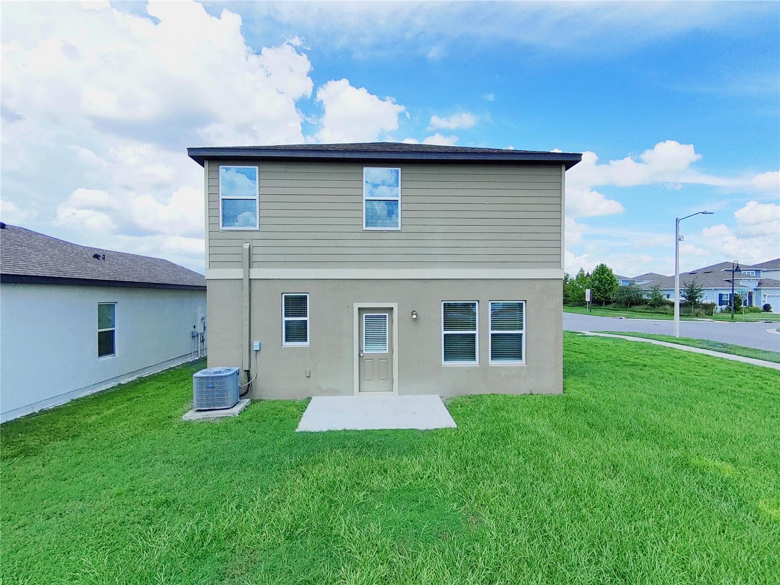 35123 WHITE WATER LILY WAY