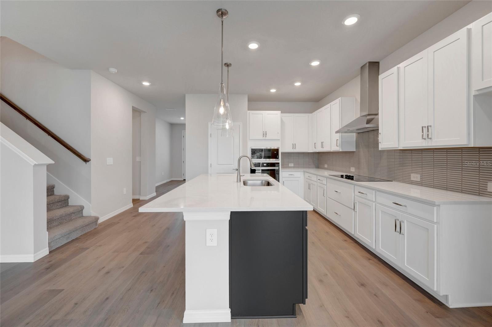 439 SPRING HARVEST DR