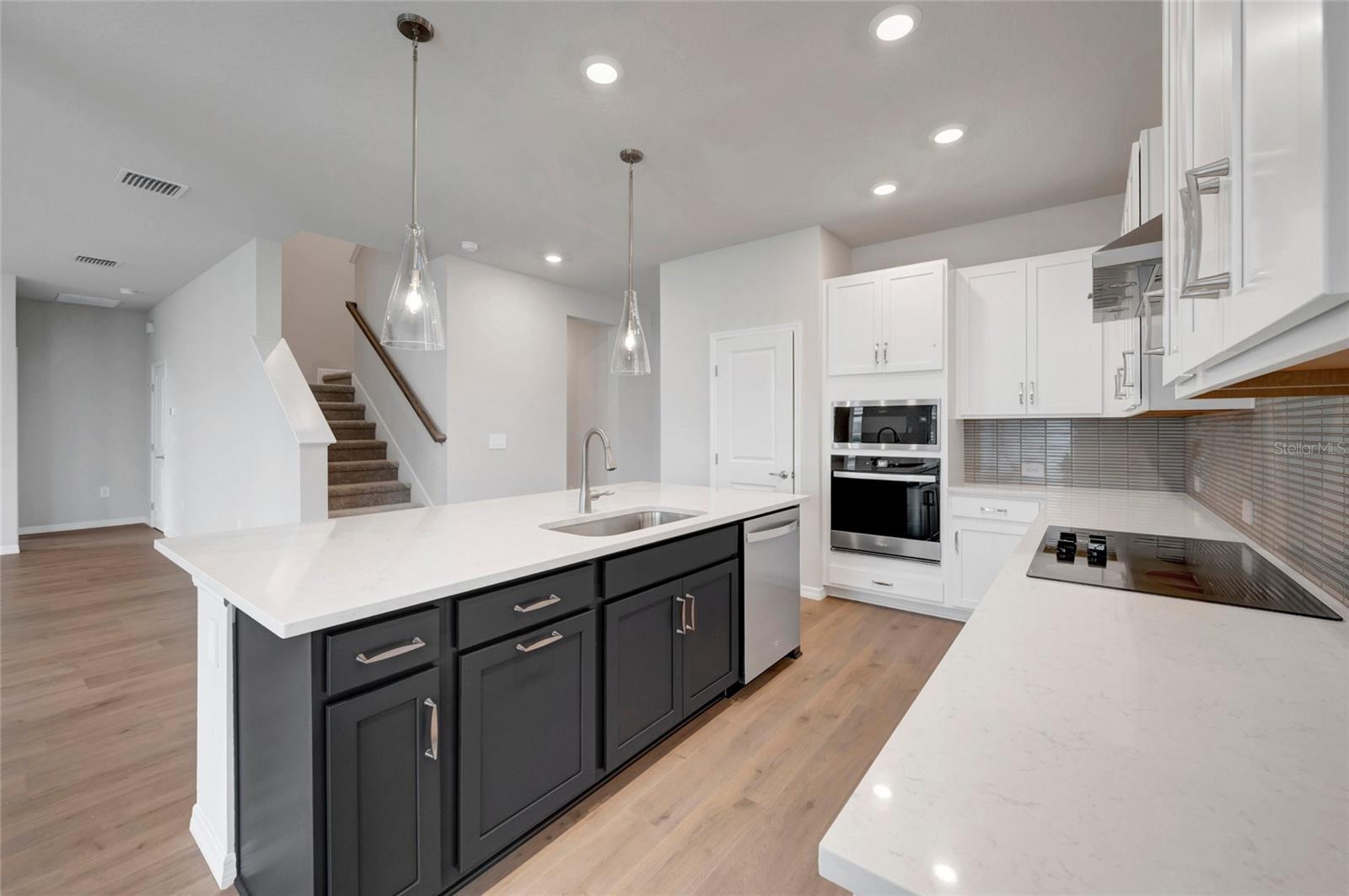 439 SPRING HARVEST DR