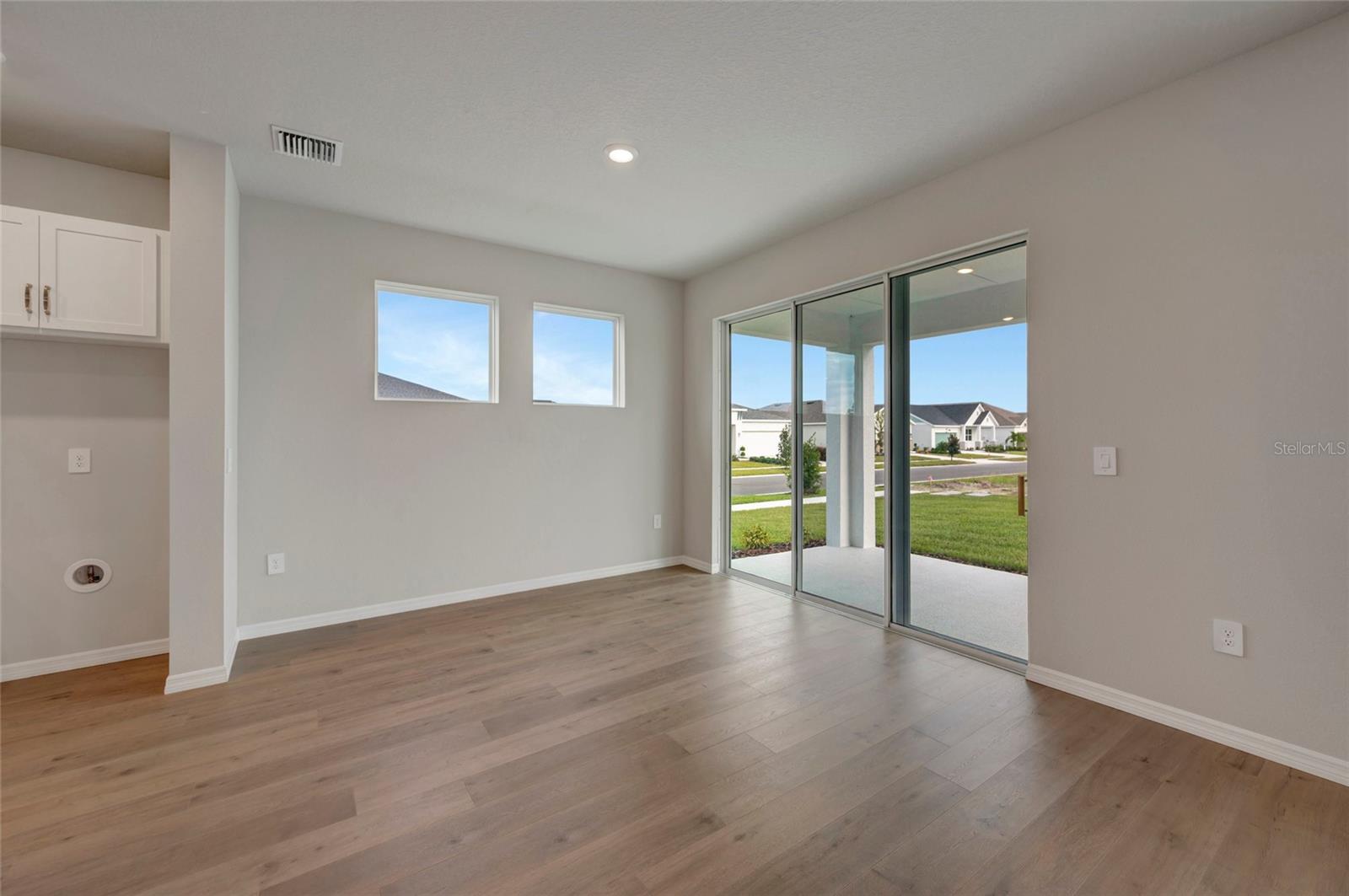 439 SPRING HARVEST DR