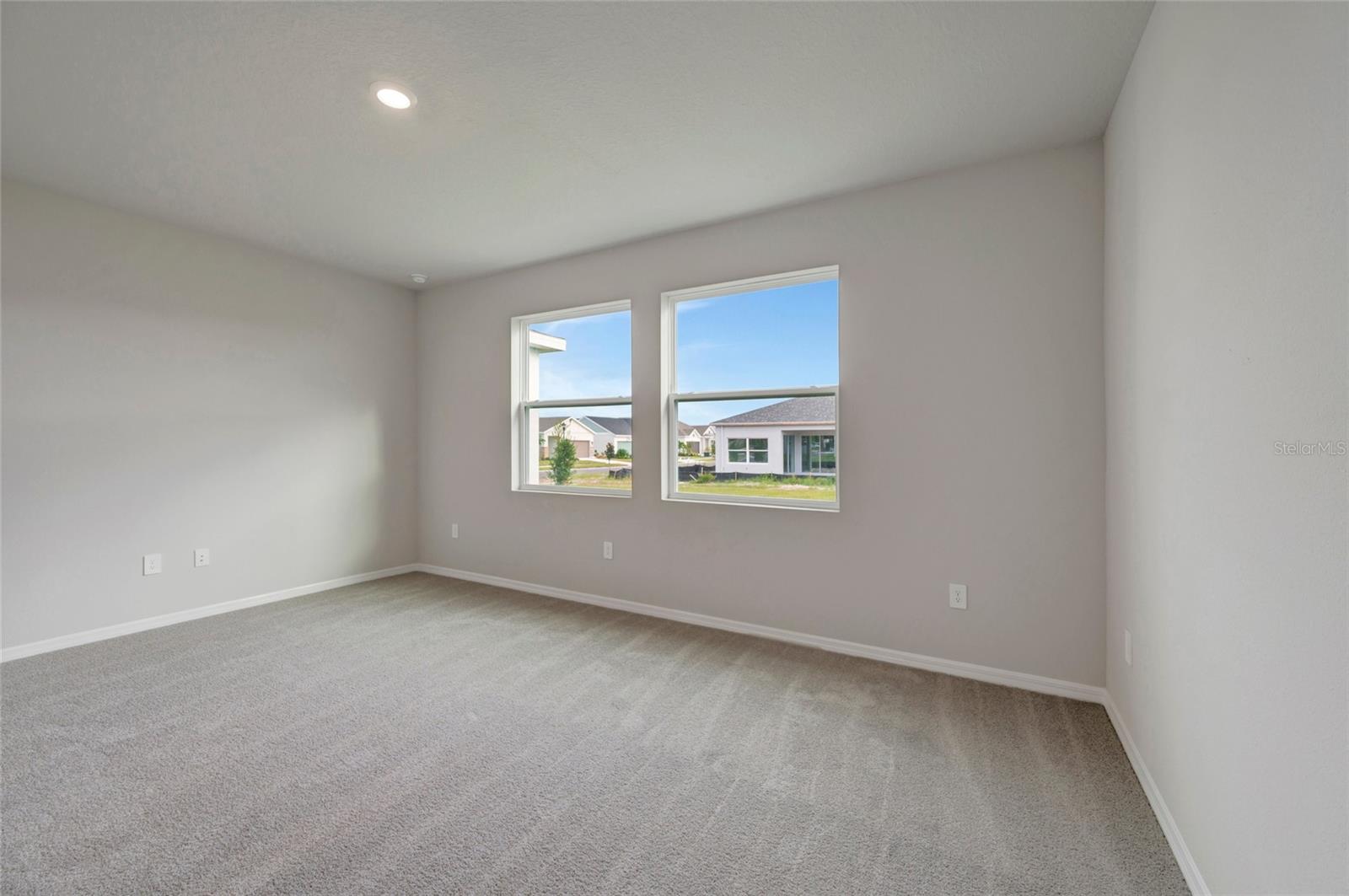 439 SPRING HARVEST DR