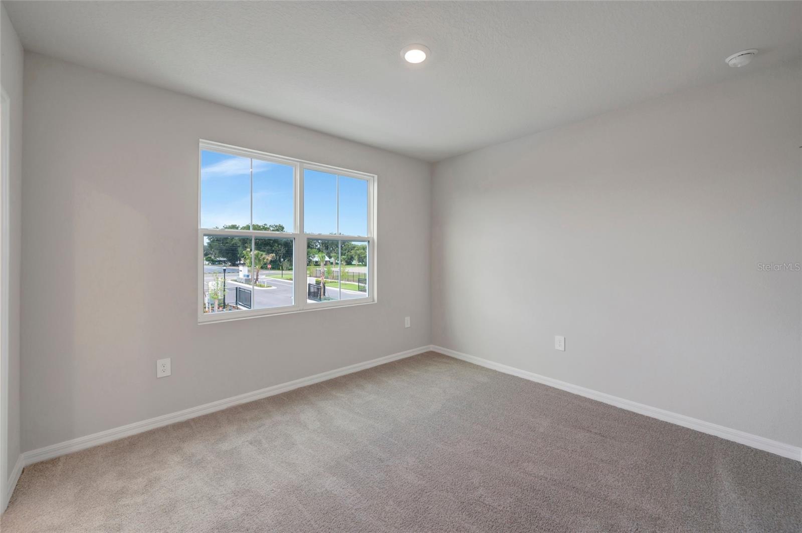 439 SPRING HARVEST DR