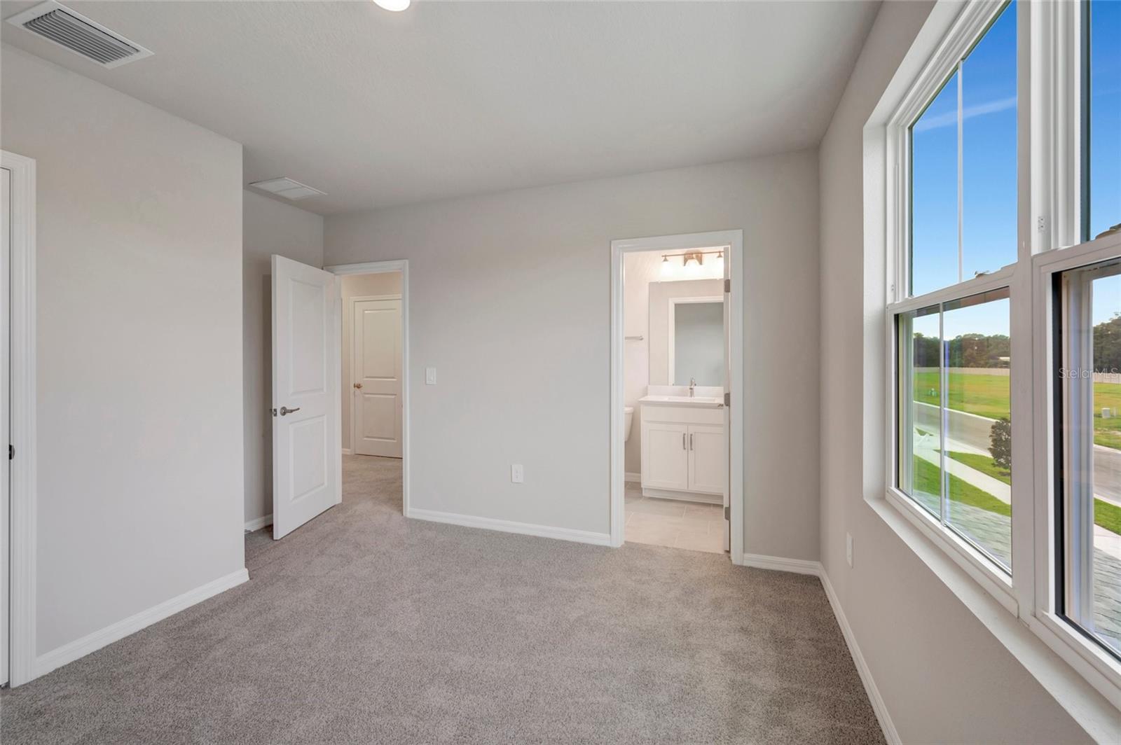 439 SPRING HARVEST DR