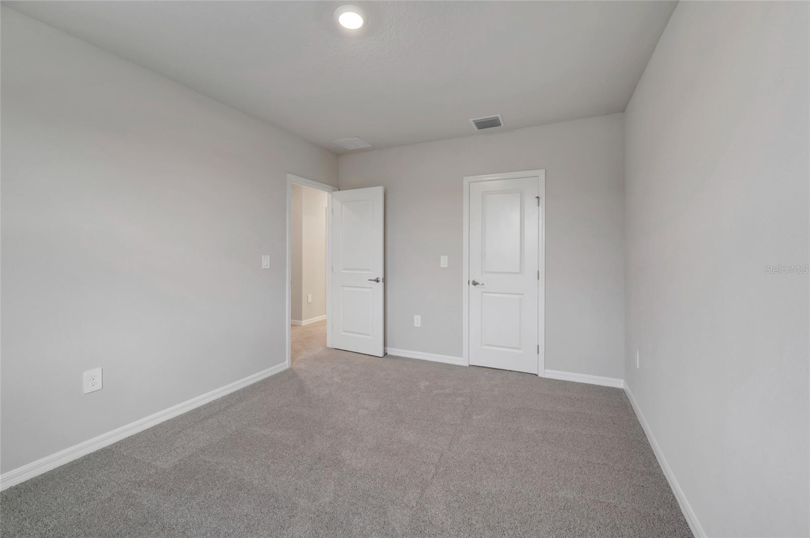 439 SPRING HARVEST DR
