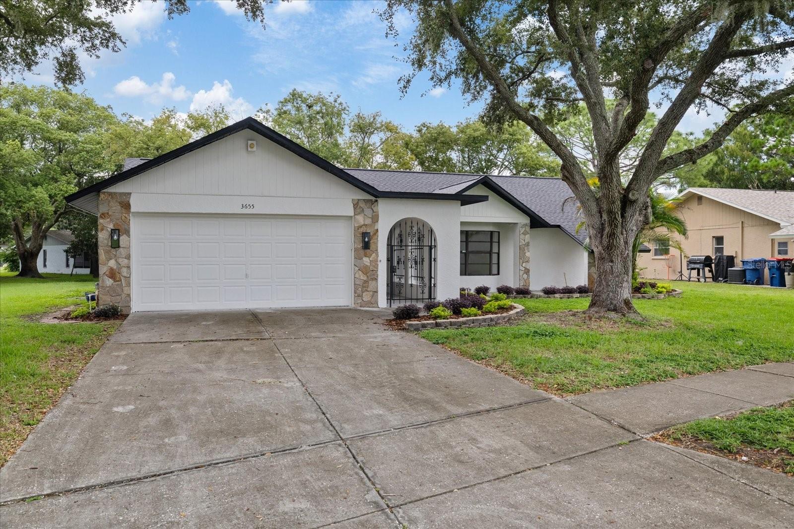 3655 ERIN BROOK DR