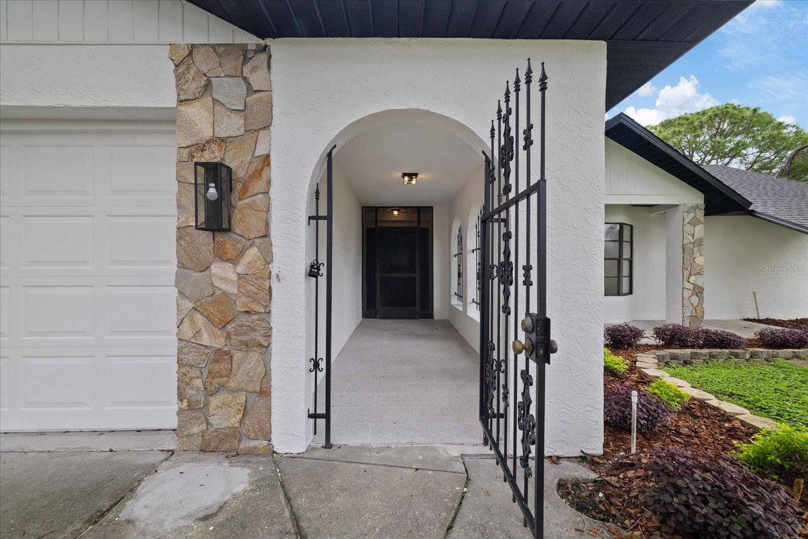 3655 ERIN BROOK DR