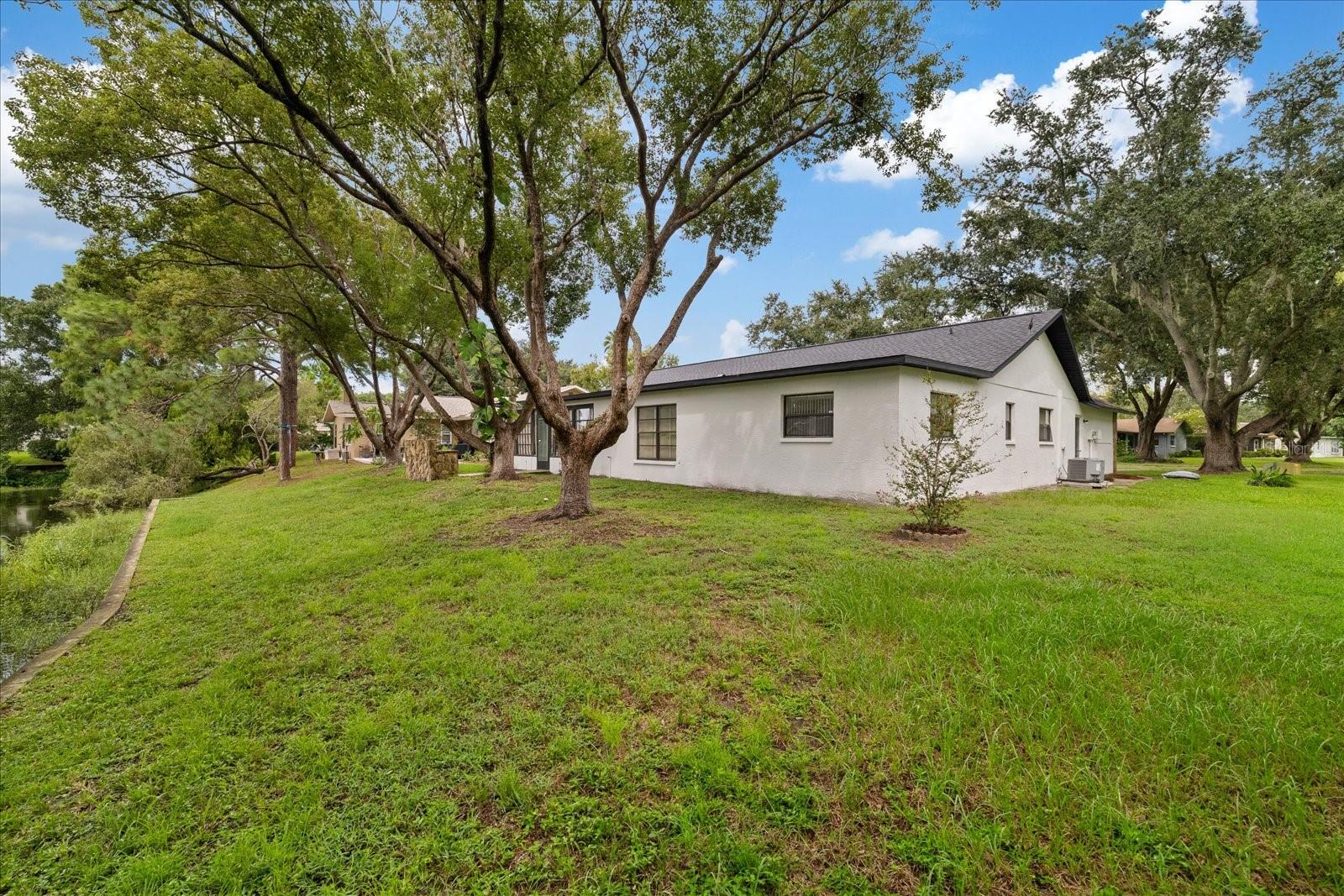 3655 ERIN BROOK DR