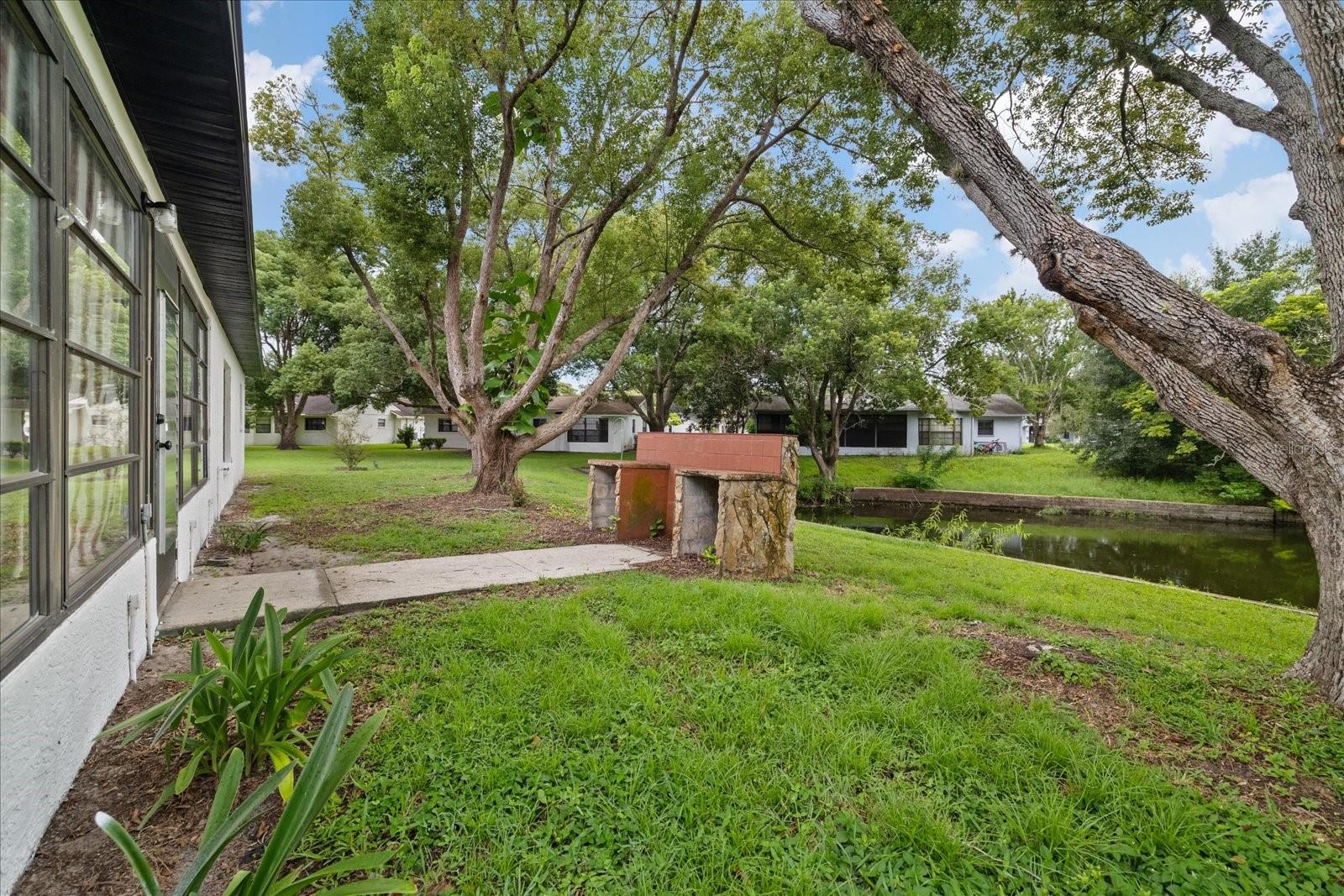 3655 ERIN BROOK DR