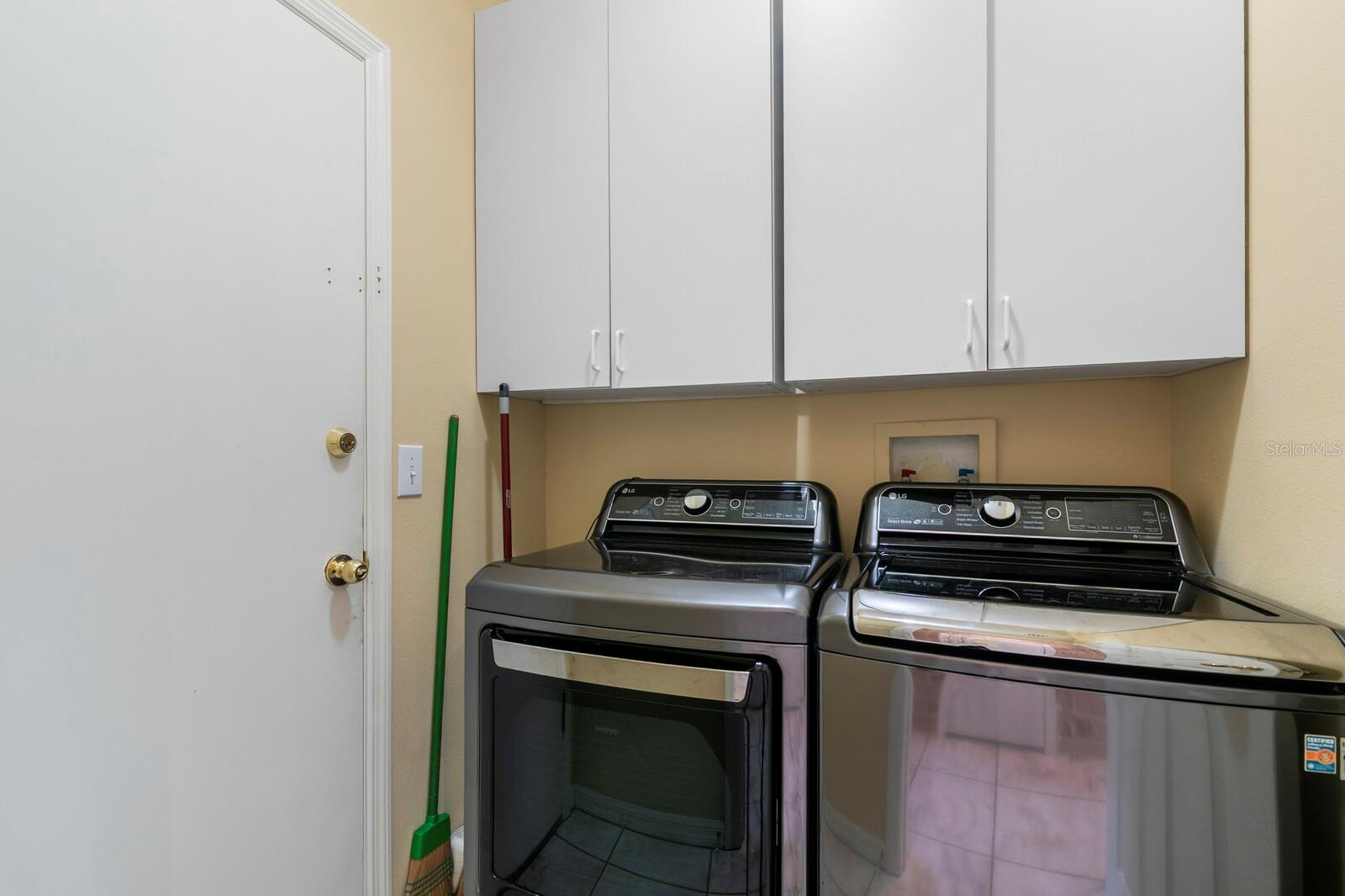12304 WYCLIFF PL
