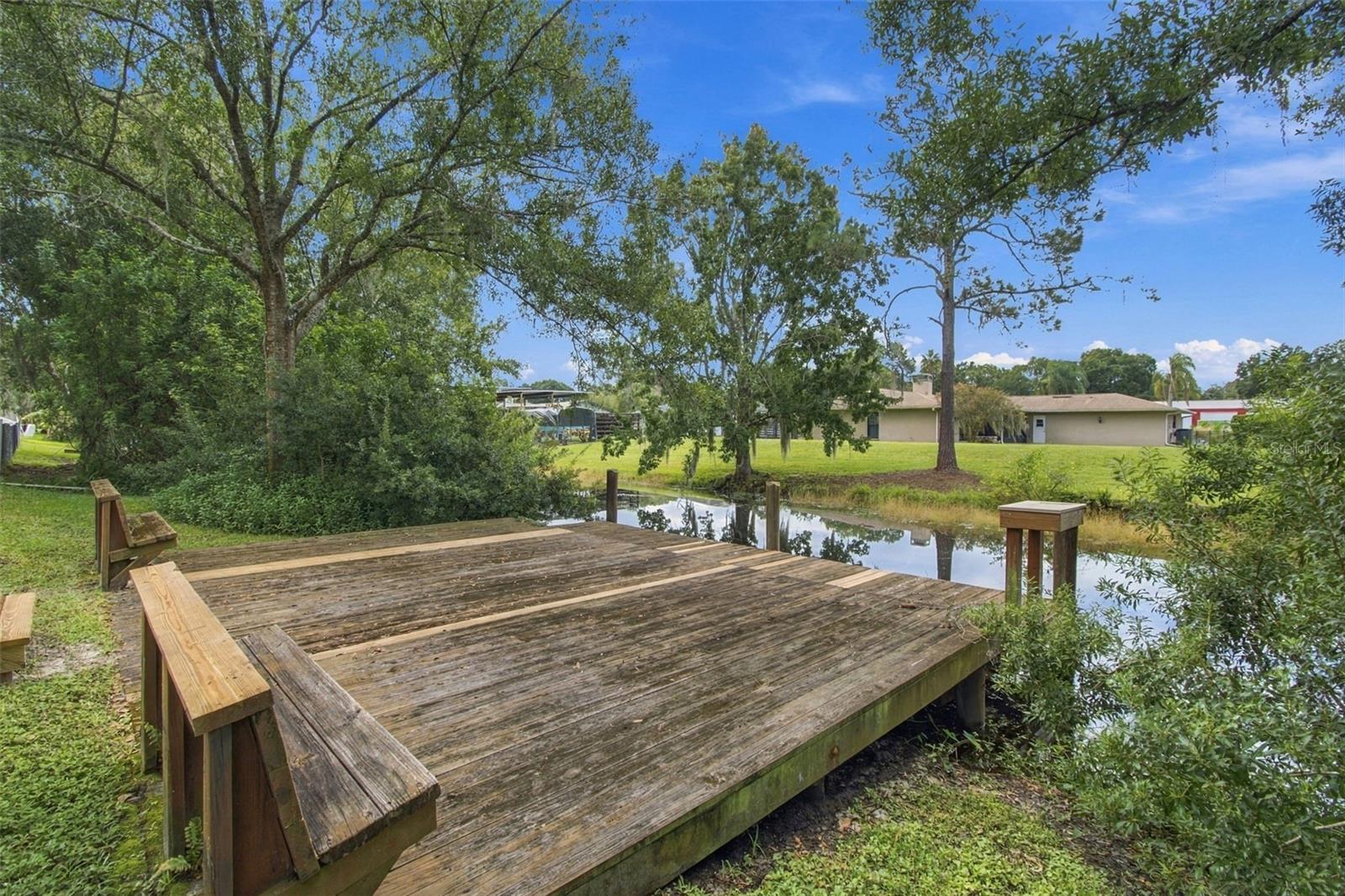 22420 SHORESIDE DR