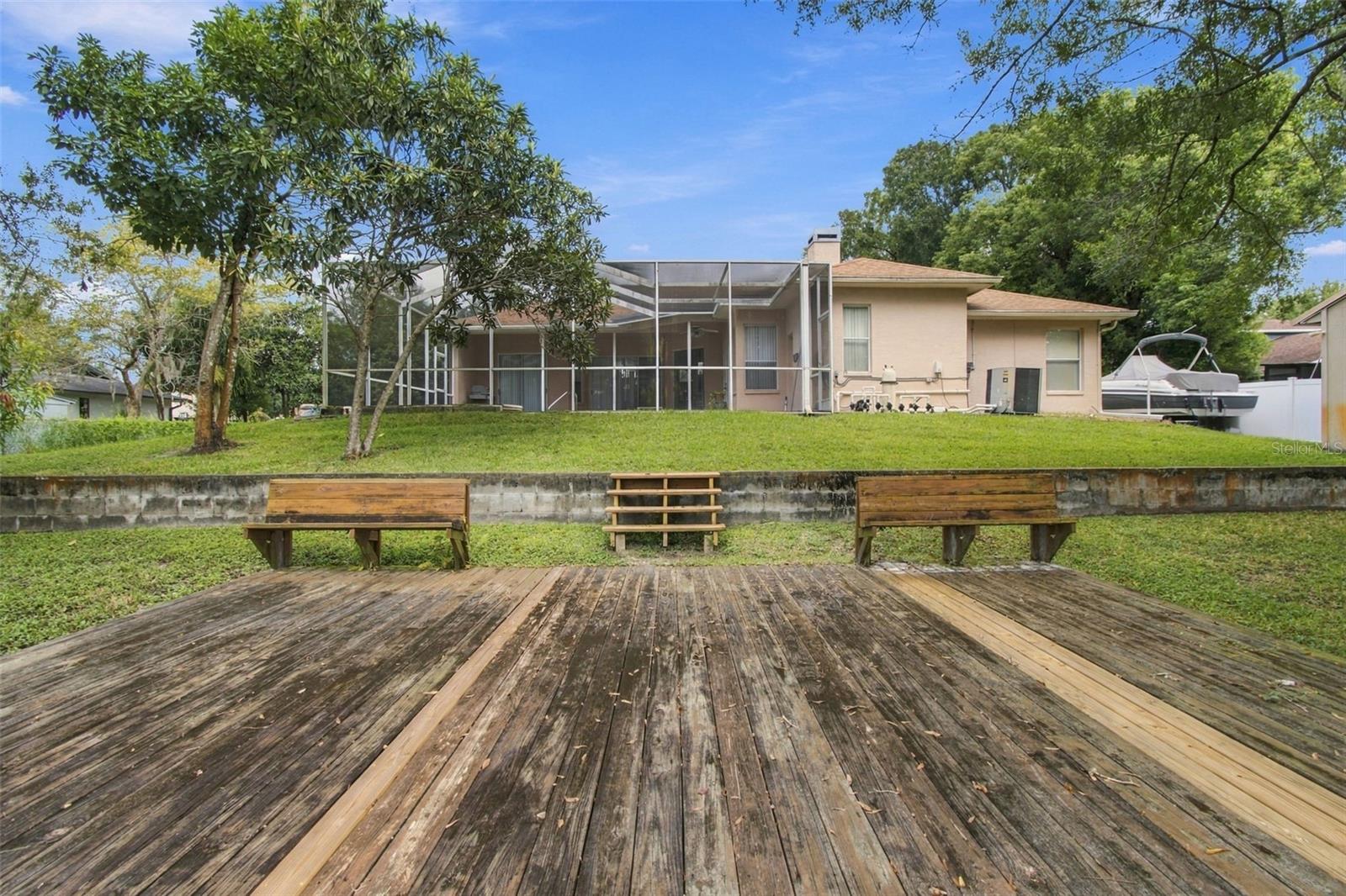 22420 SHORESIDE DR