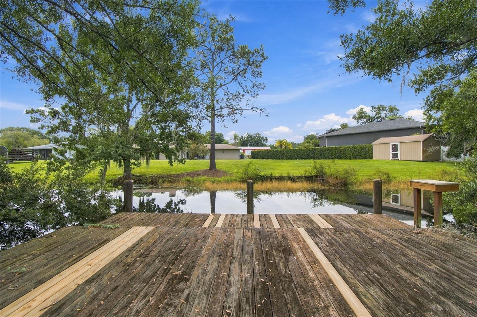 22420 SHORESIDE DR