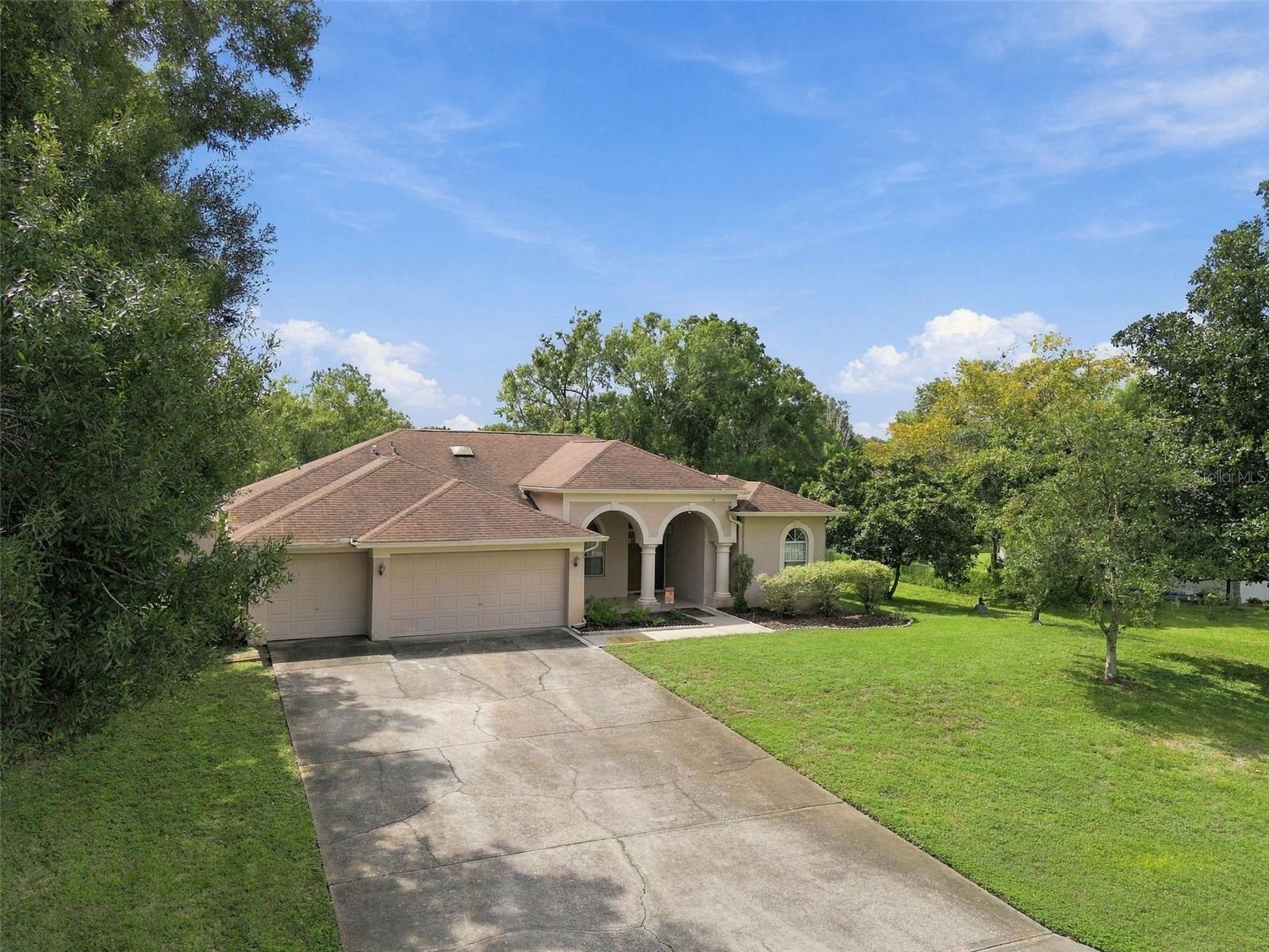 22420 SHORESIDE DR