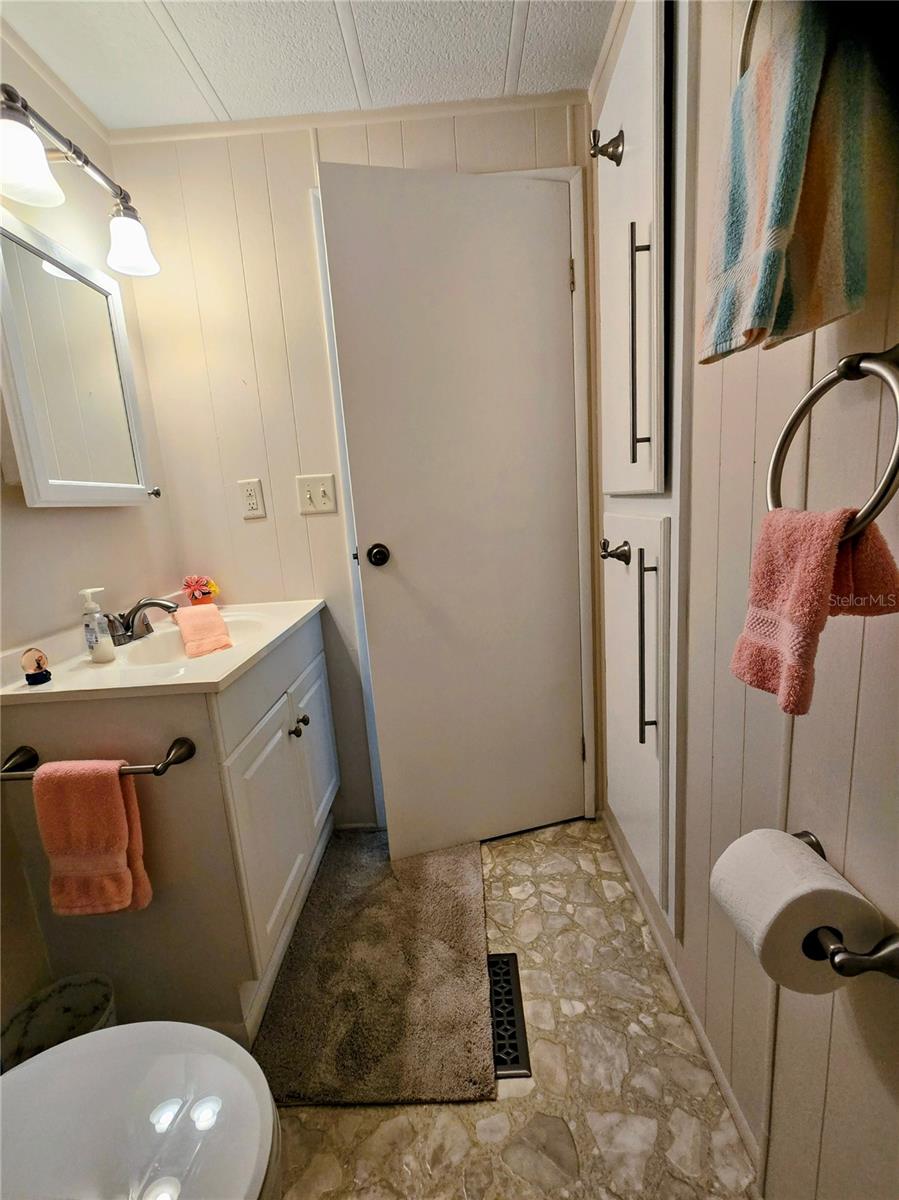 6245 QUALITY LN