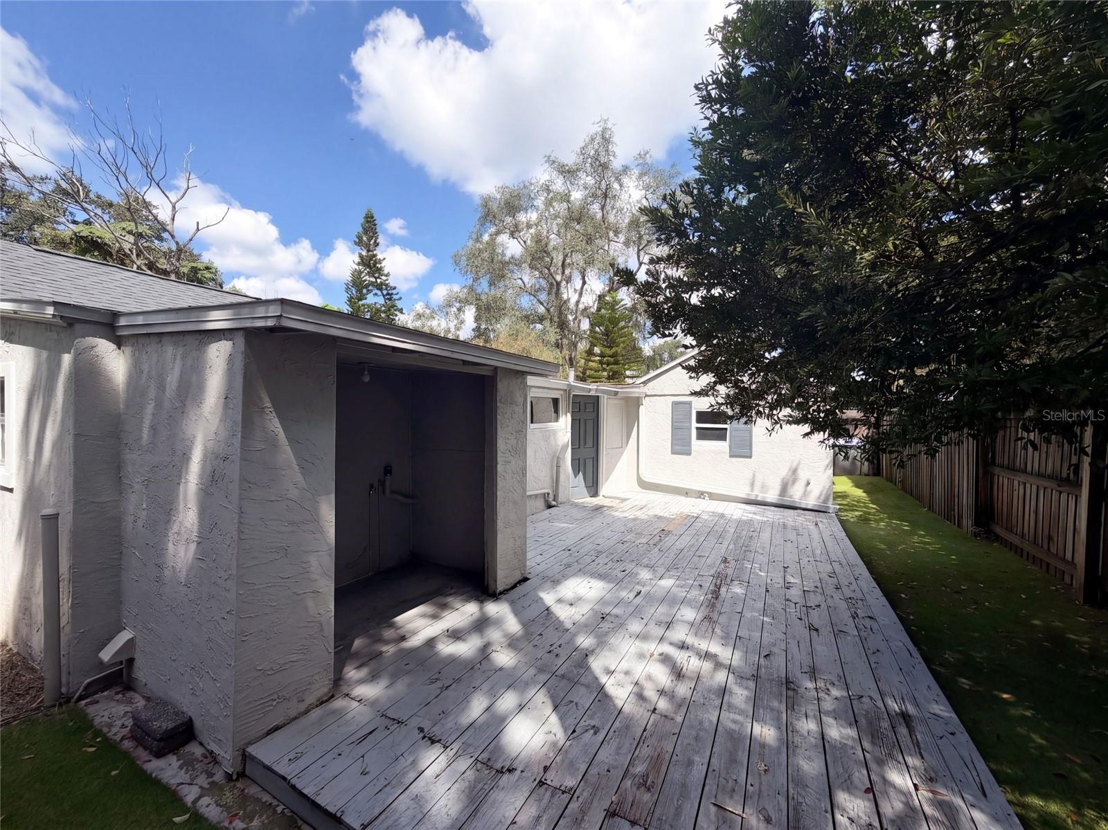 212 W HIAWATHA ST