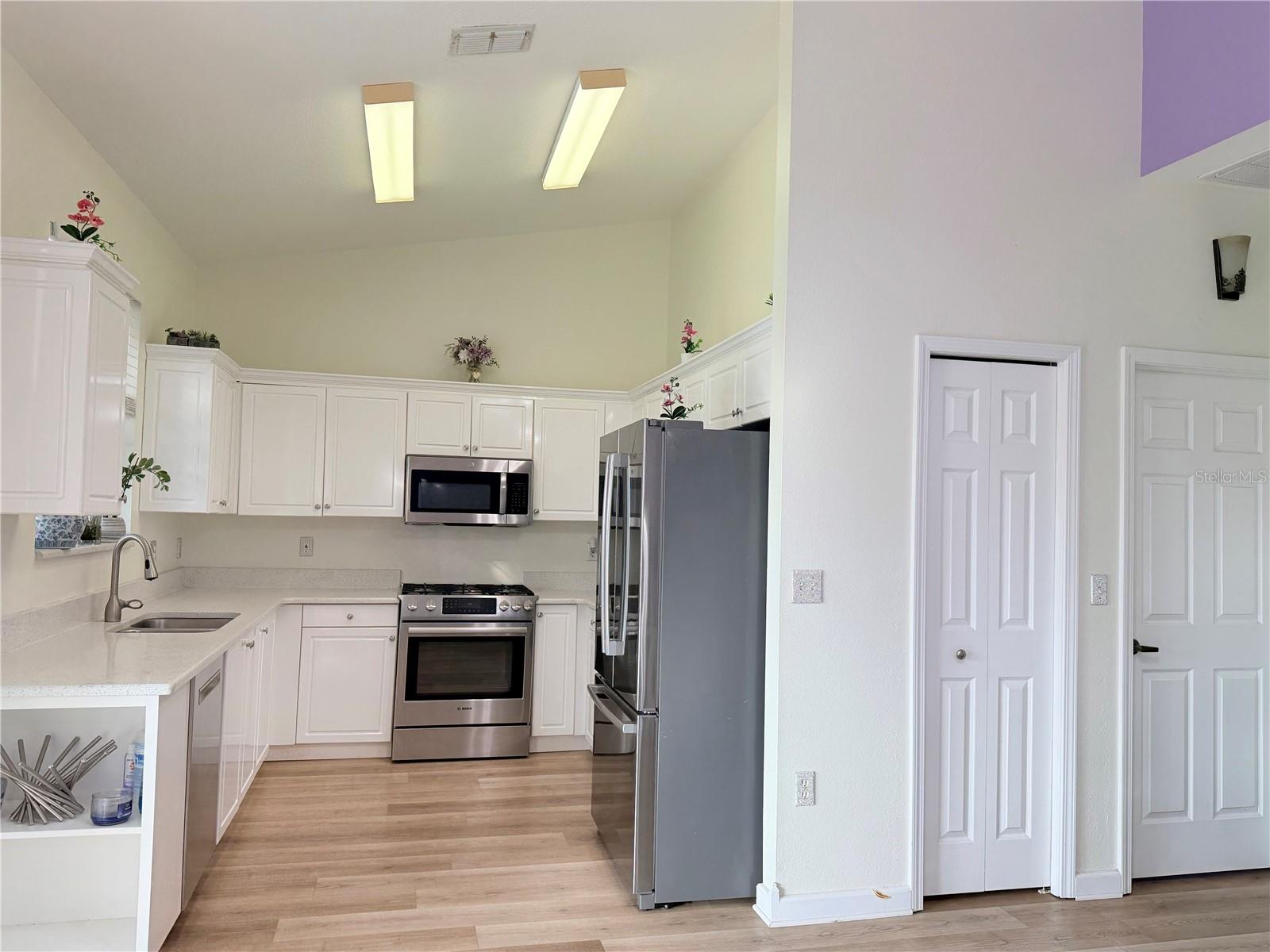 24604 LAUREL RIDGE DR