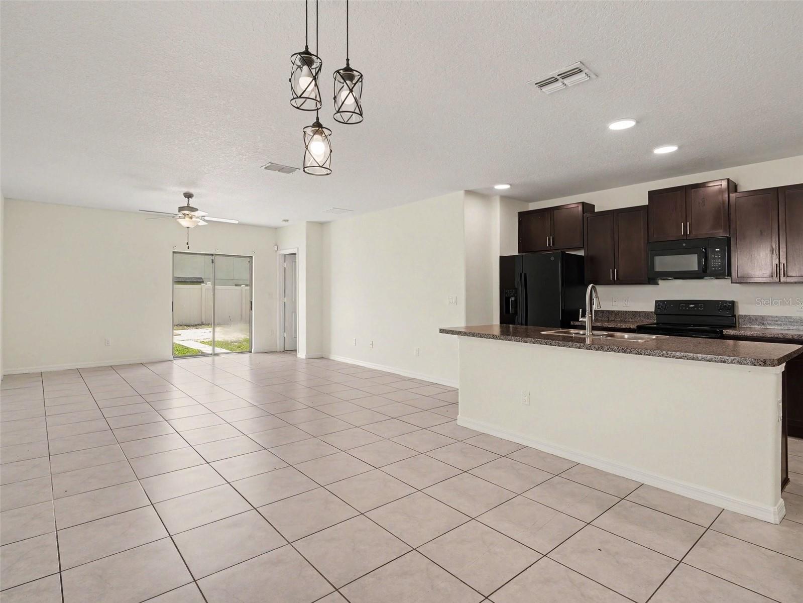 15470 BROAD BRUSH DR