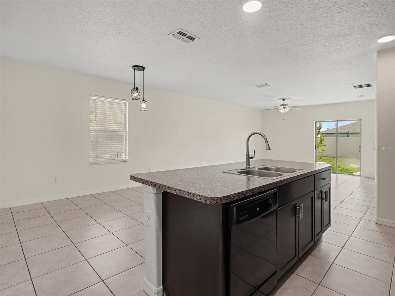 15470 BROAD BRUSH DR
