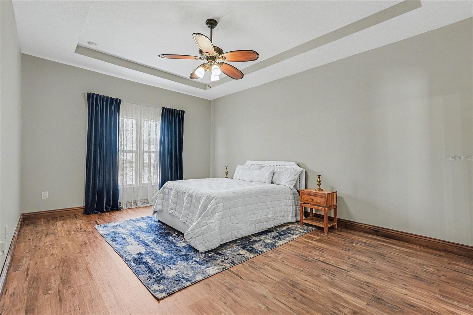 12324 LOOPBACK DR