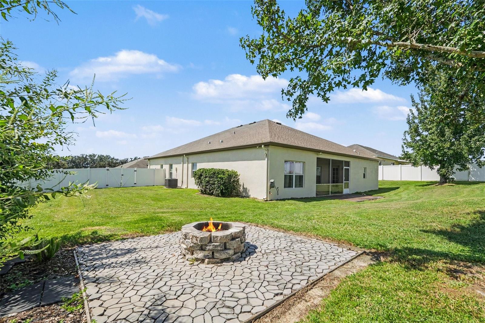 12324 LOOPBACK DR