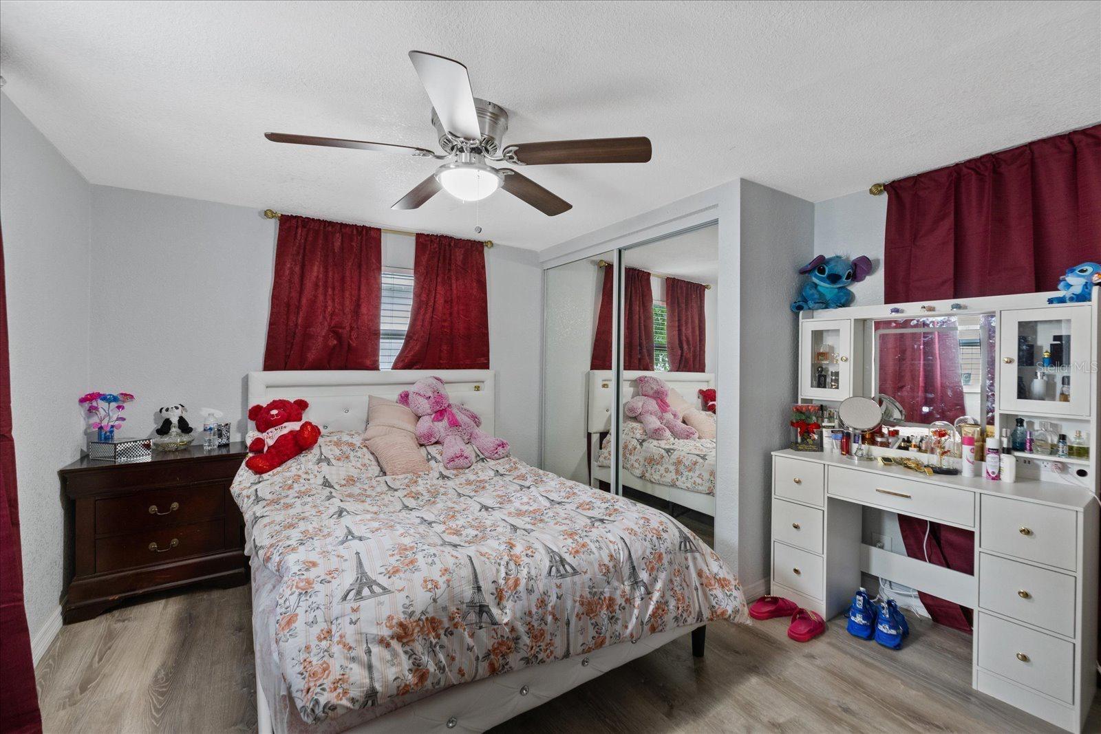 4115 MAYWOOD DR