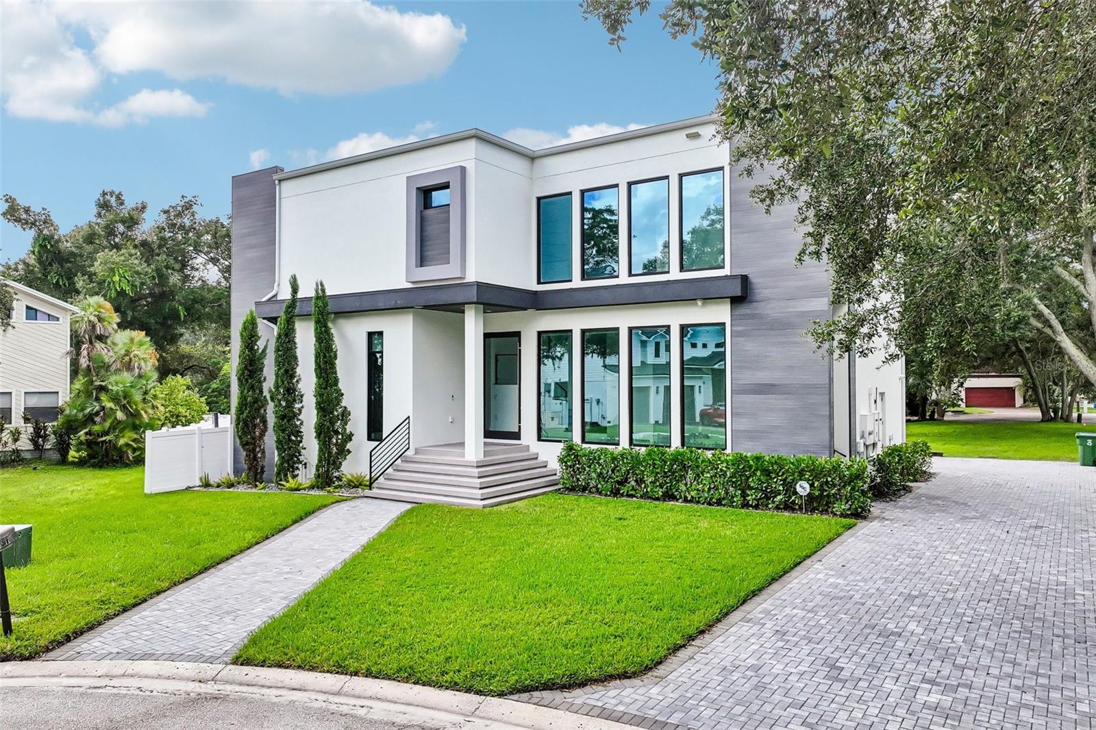 8103 N RIVER SHORE DR