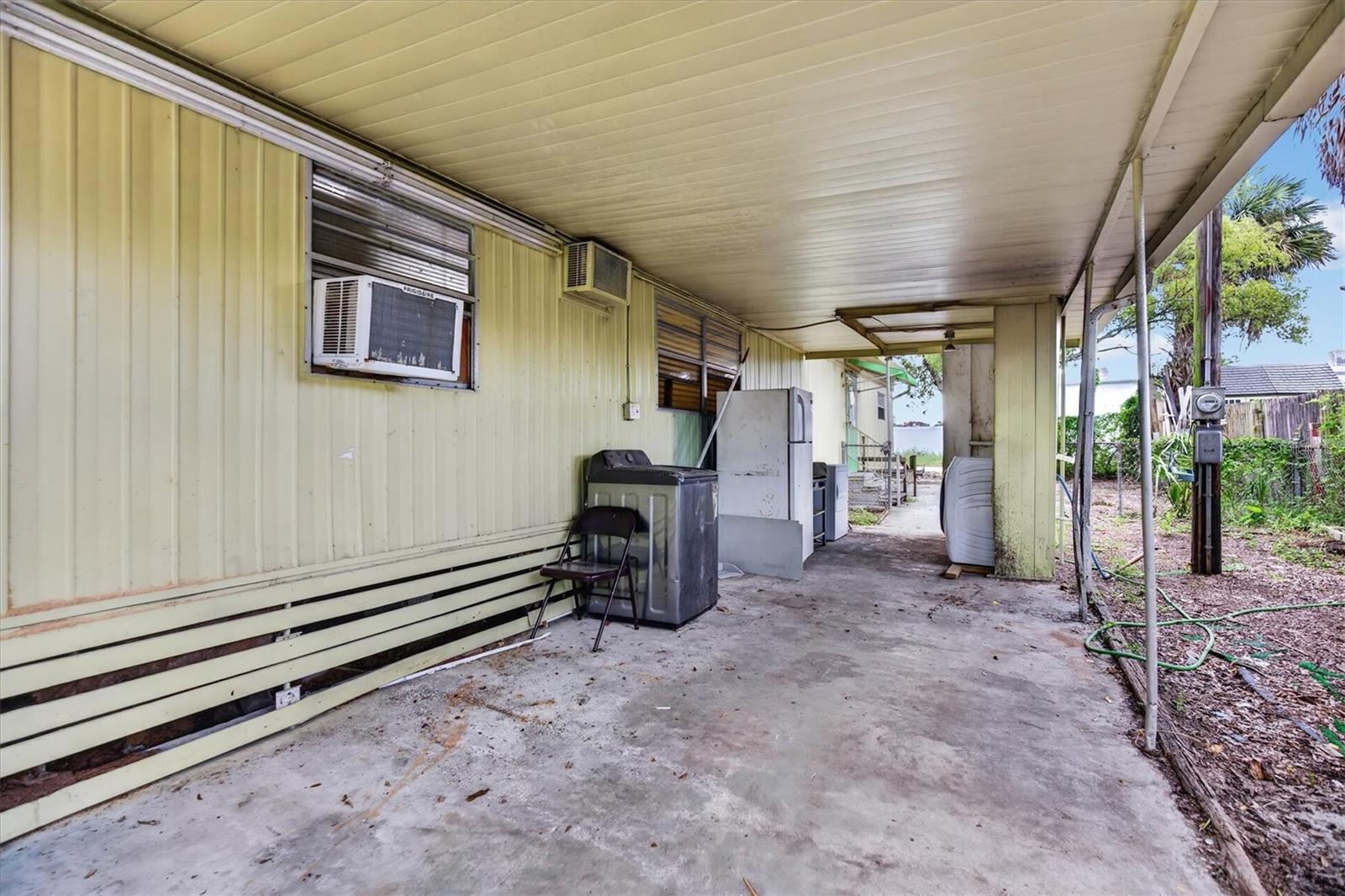 6506 WESTSIDE DR
