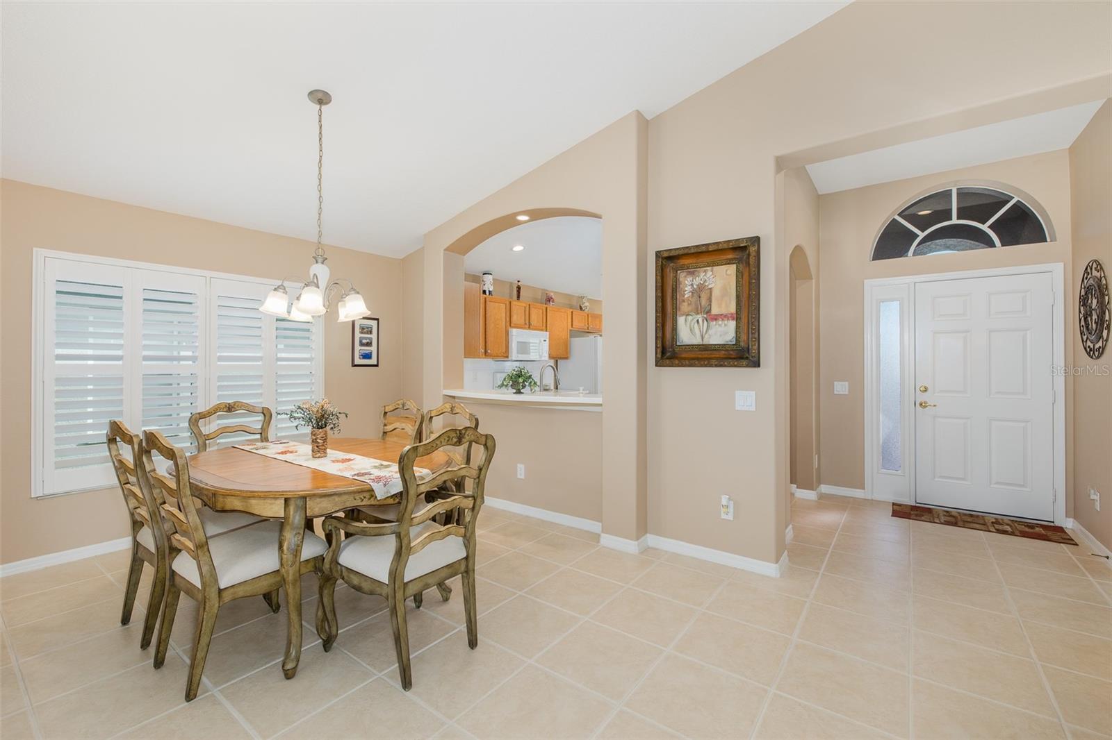1856 ARBOR KNOLL LOOP